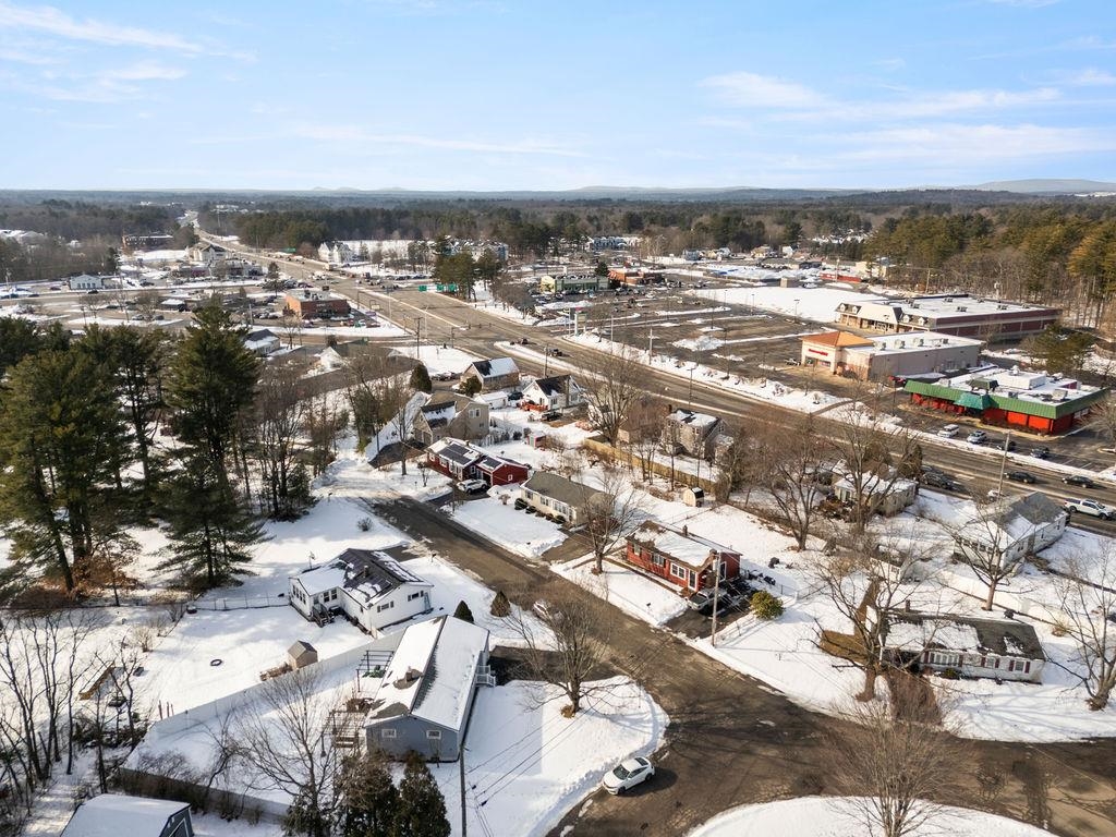 15 Kelwyn Dr, Rollinsford, NH 03078