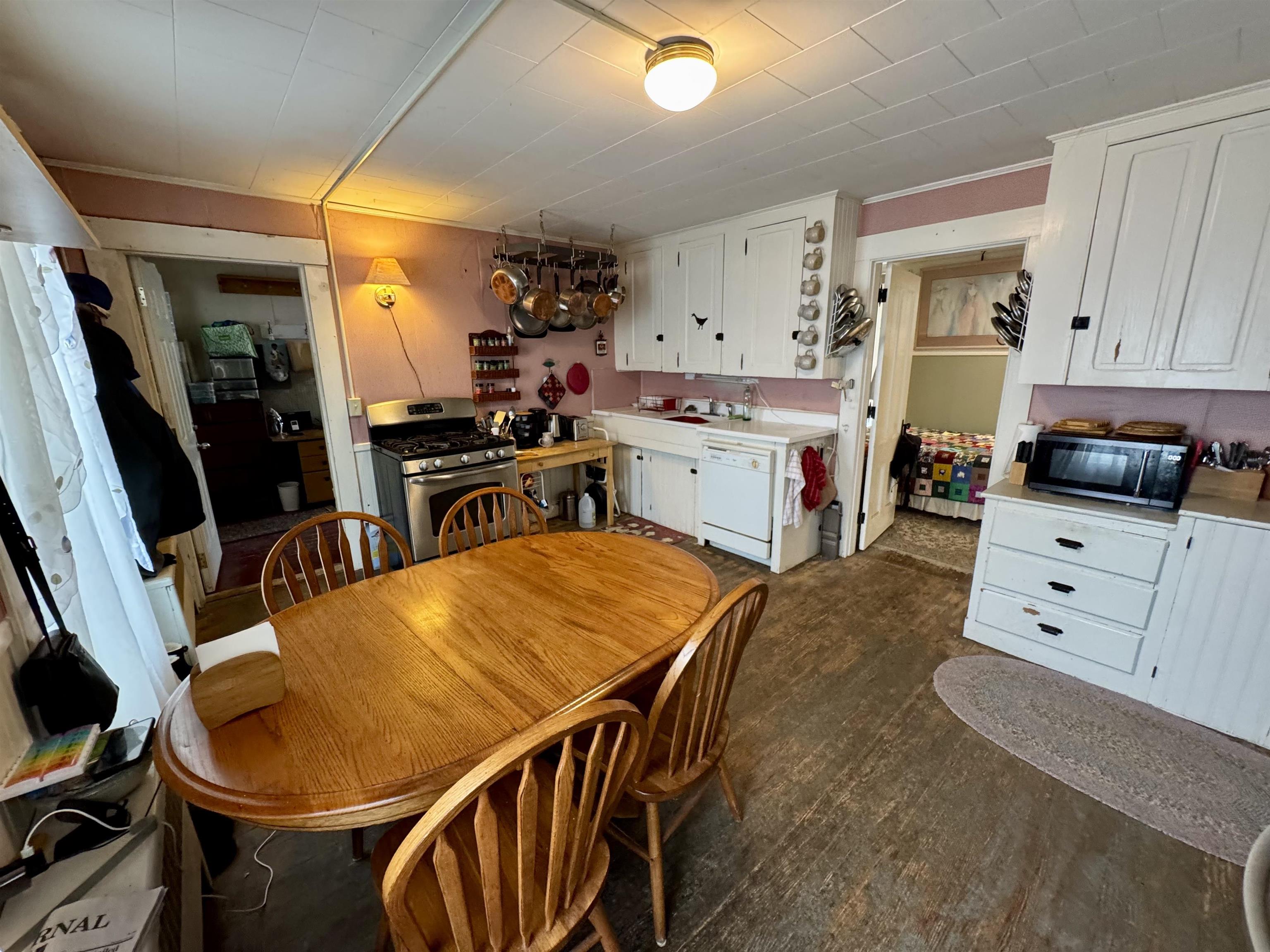 20 Pine St, Haverhill, NH 03785