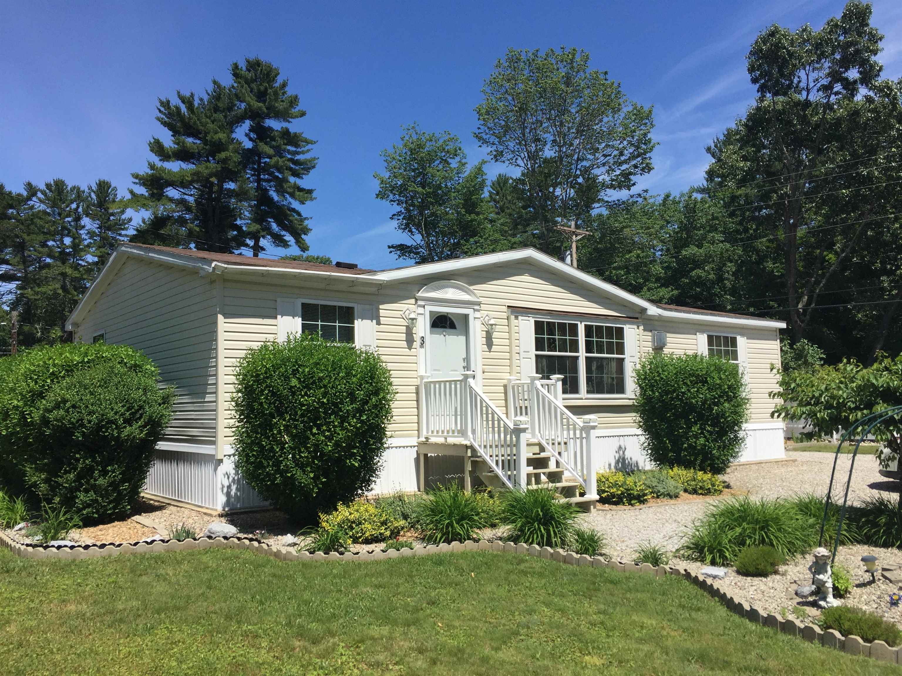 3 Federal Hill Ln, Lee, NH 03824