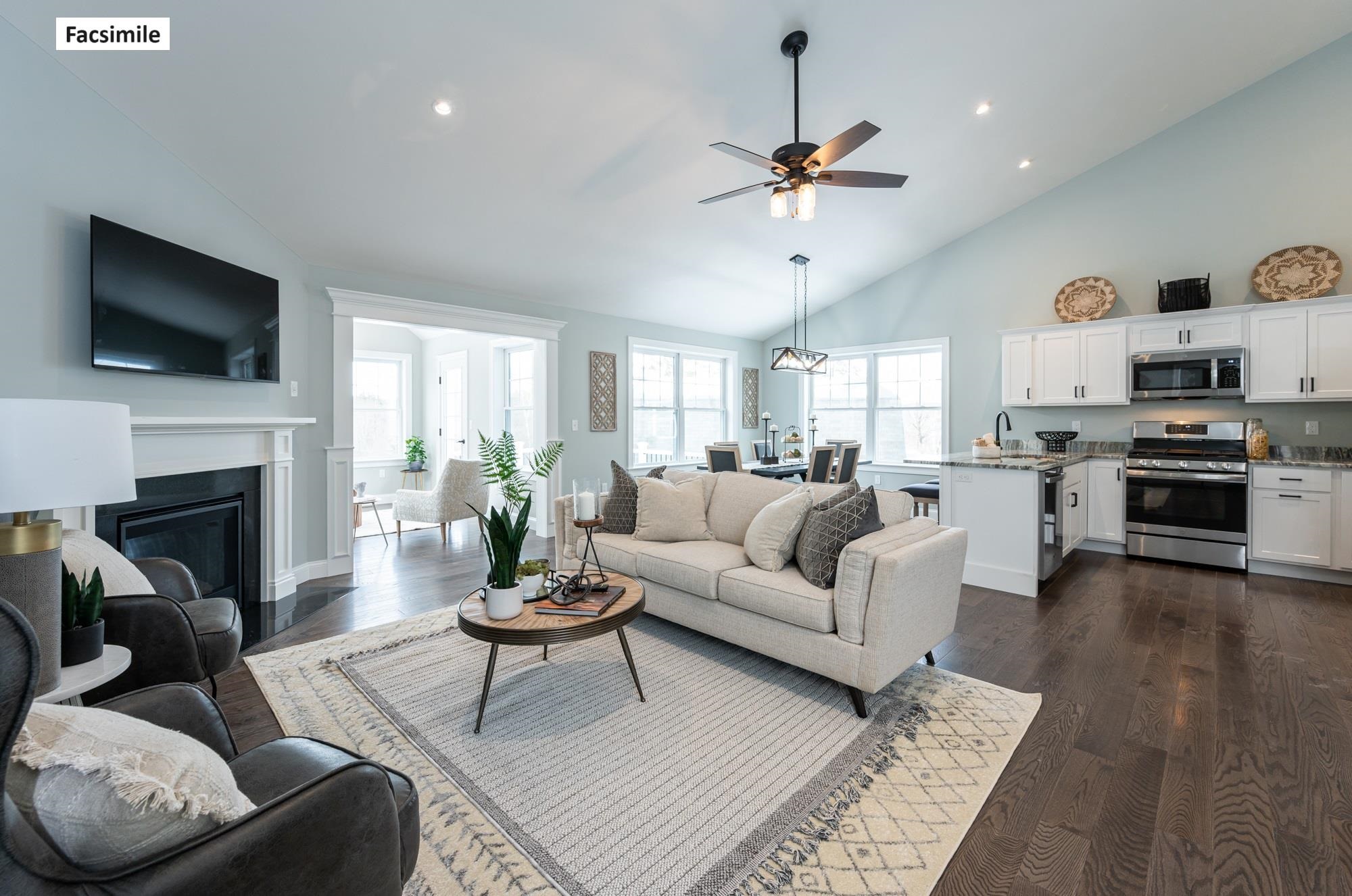 9 Stonehenge Cir, Northfield, NH 03276