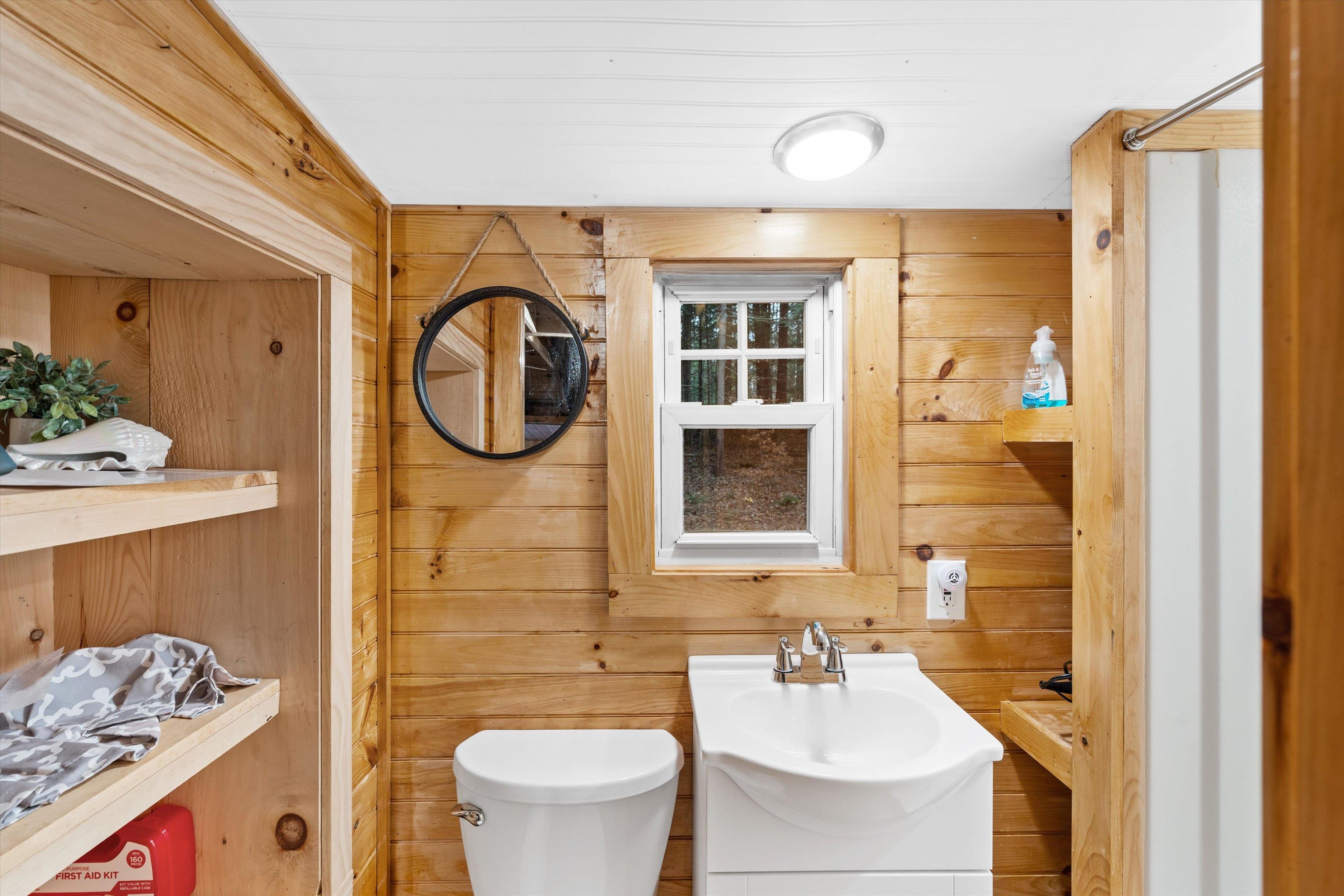 43-45 Elm St, Bristol, NH 03222