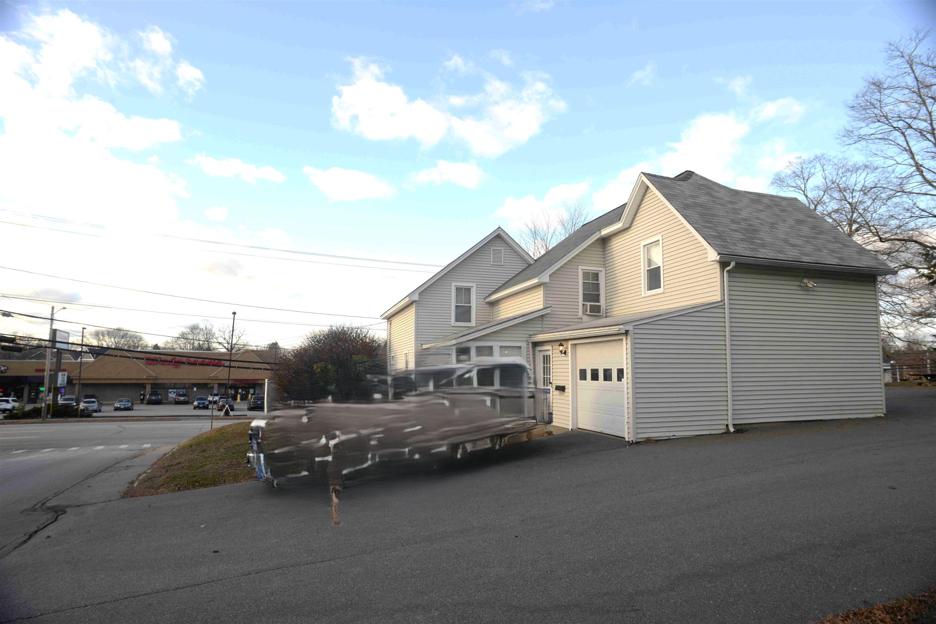 51 Portsmouth Ave, Exeter, NH 03833