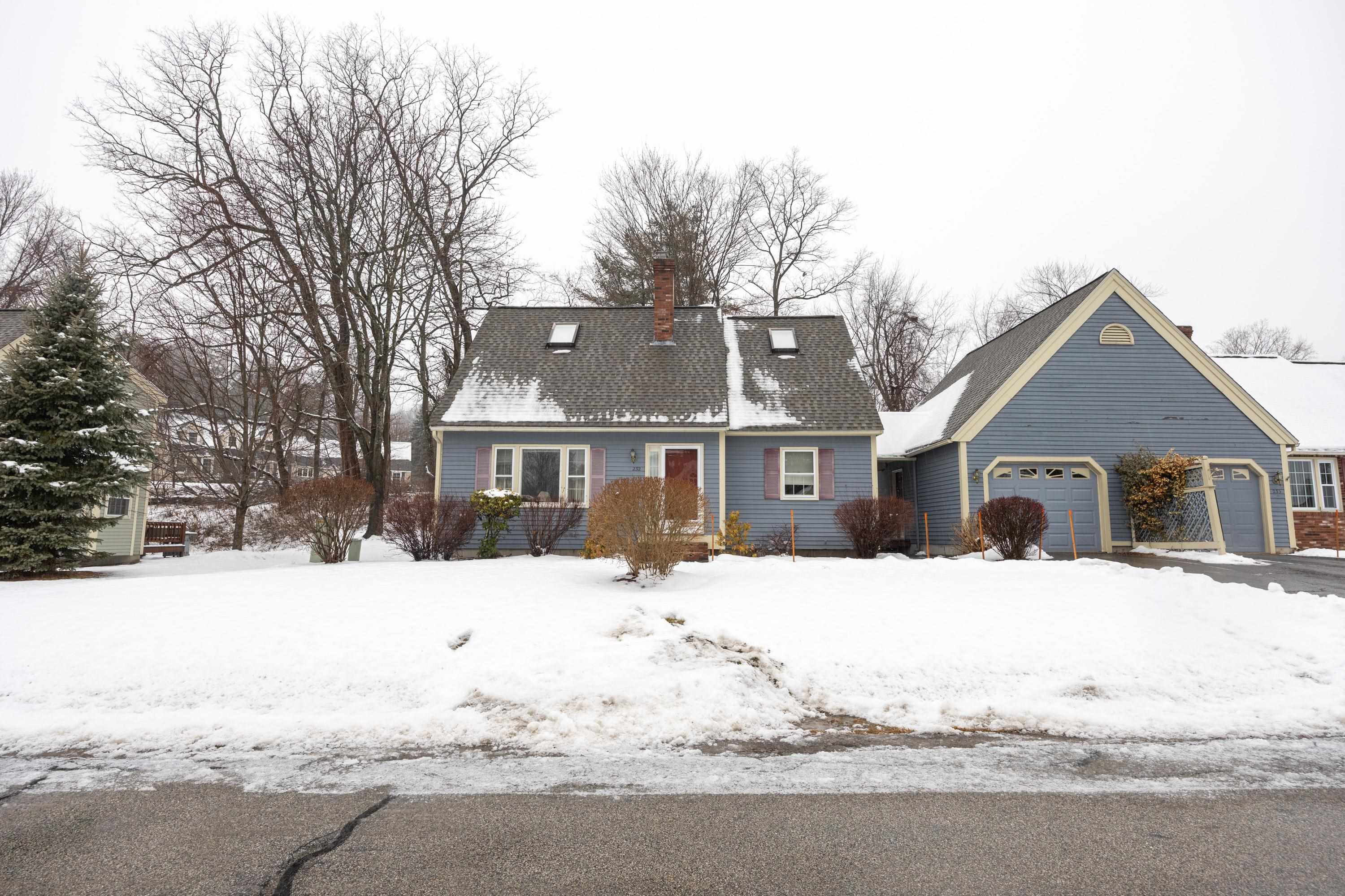 Photo of 232 Winding Pond Road Londonderry NH 03053