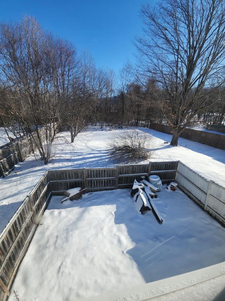 24 Jewel St, Gorham, NH 03581