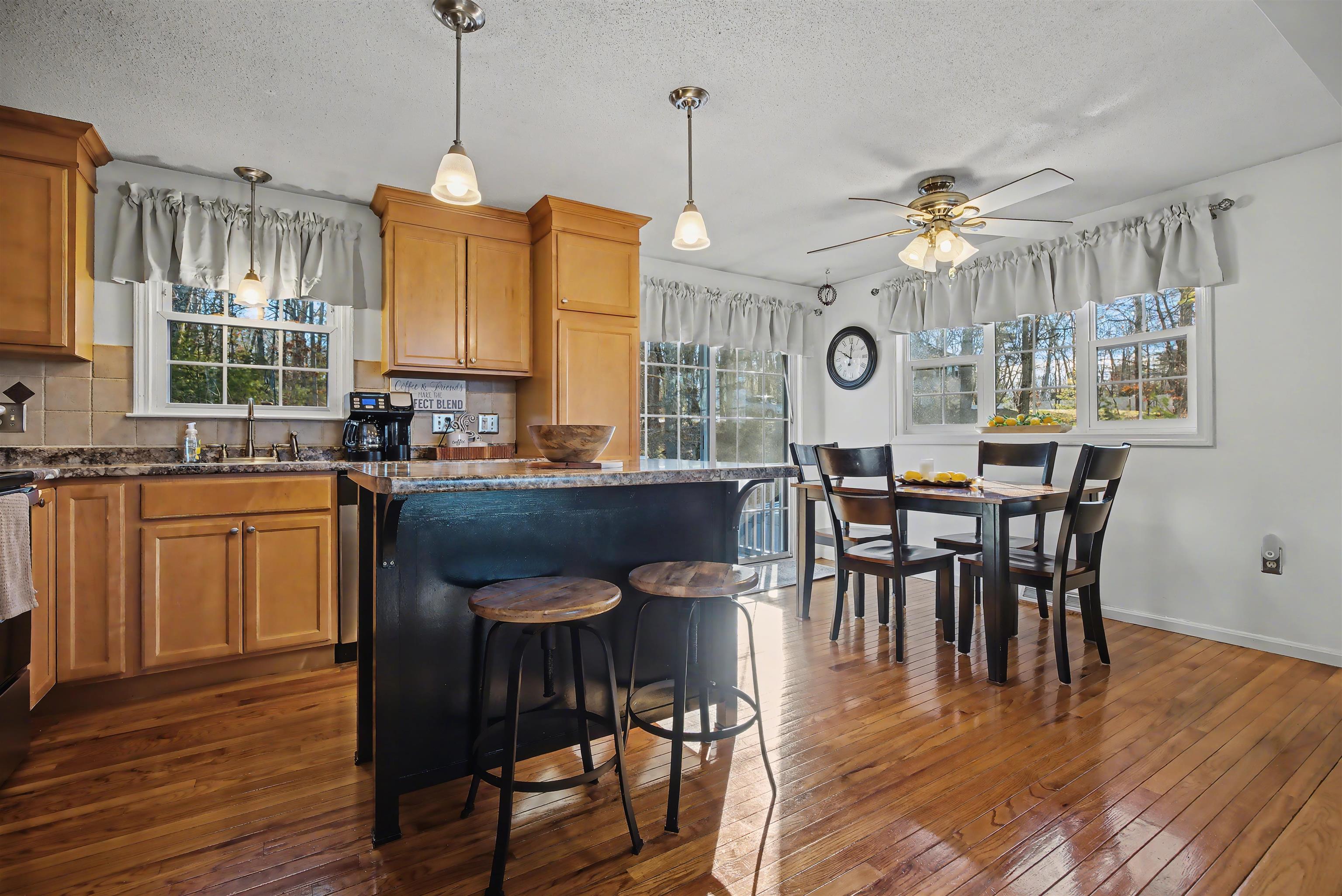 42 Kendall Pond Rd, Derry, NH 03038