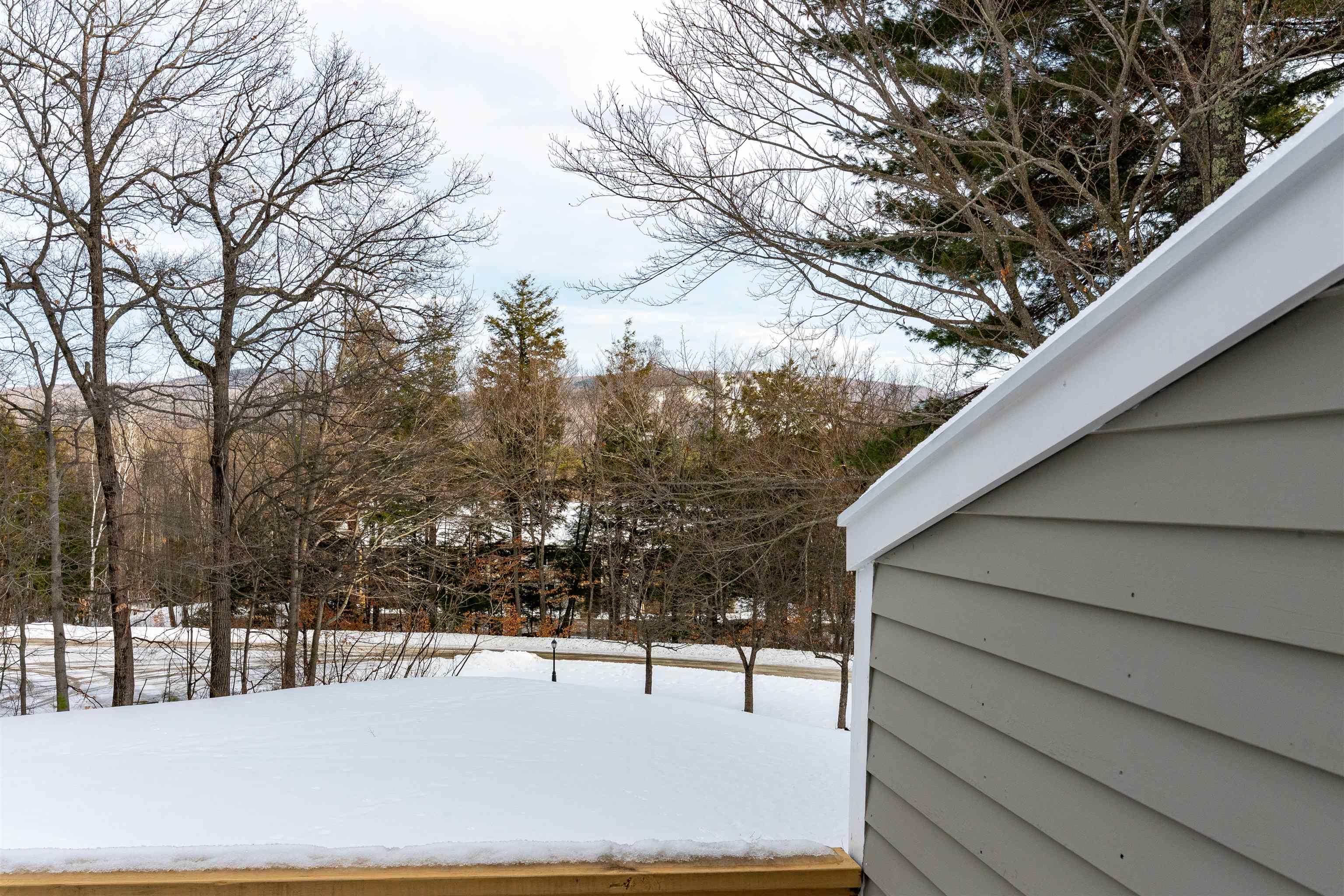 77 Northbrook Cir, Conway, NH 03860
