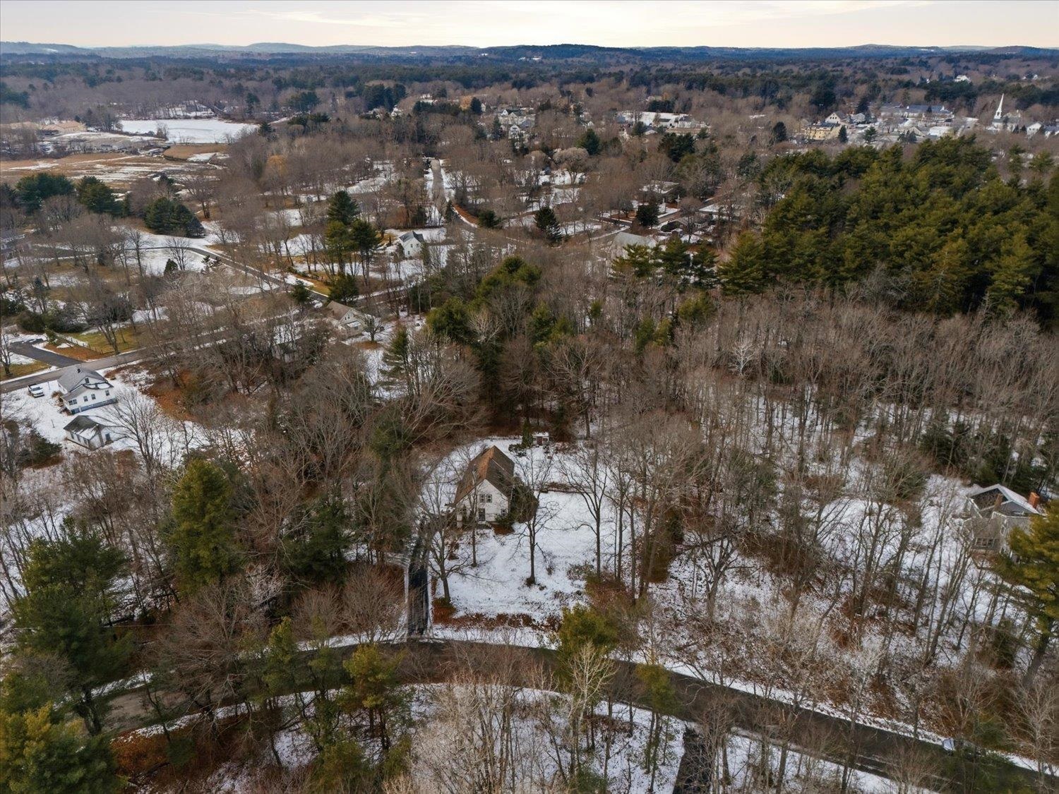 39 Coach Ln, Hampton Falls, NH 03844