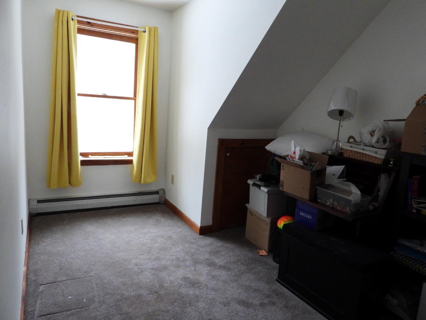 99 Whitefield Rd, Bethlehem, NH 03574