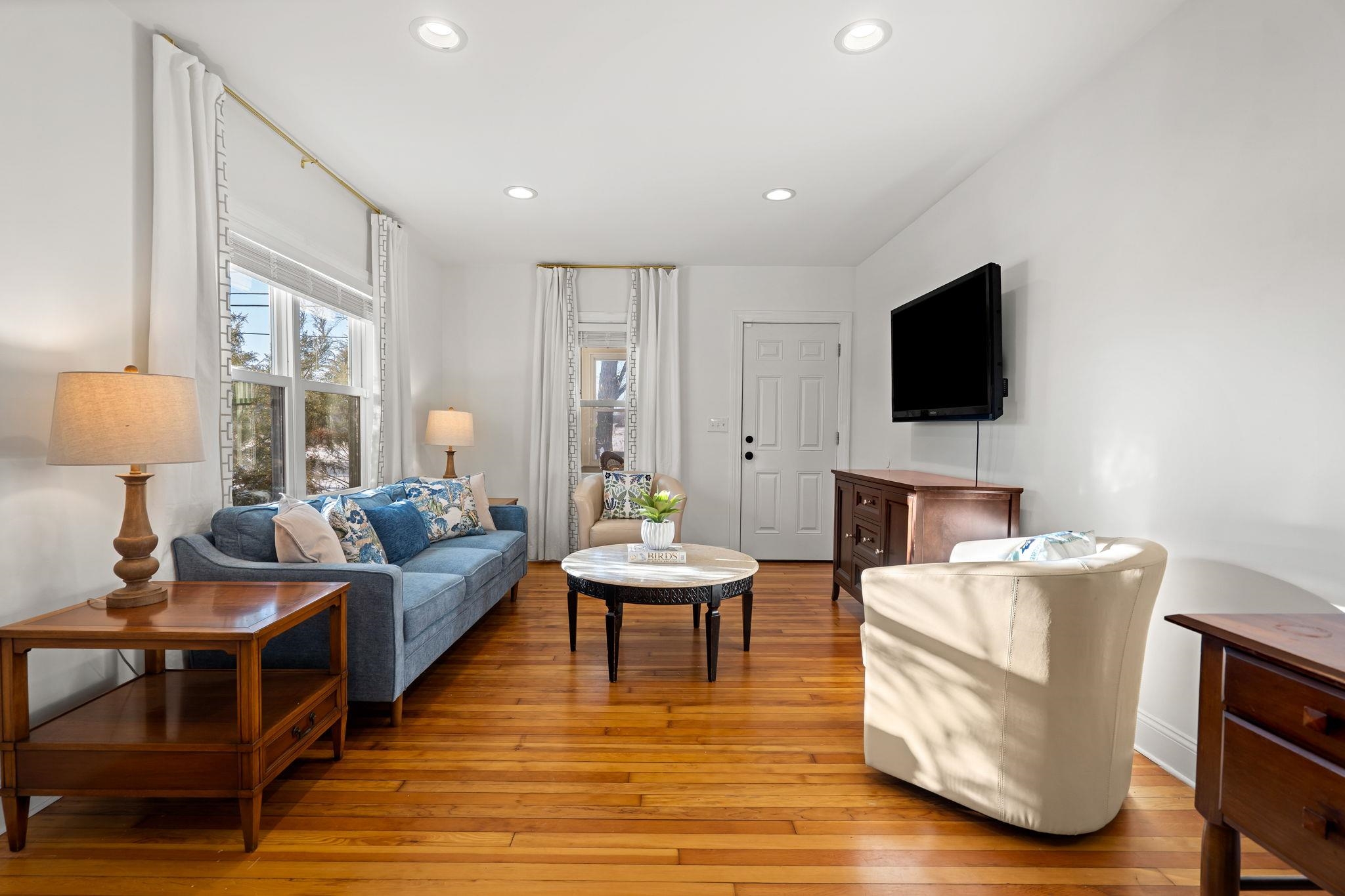 74 College Rd, Stratham, NH 03885