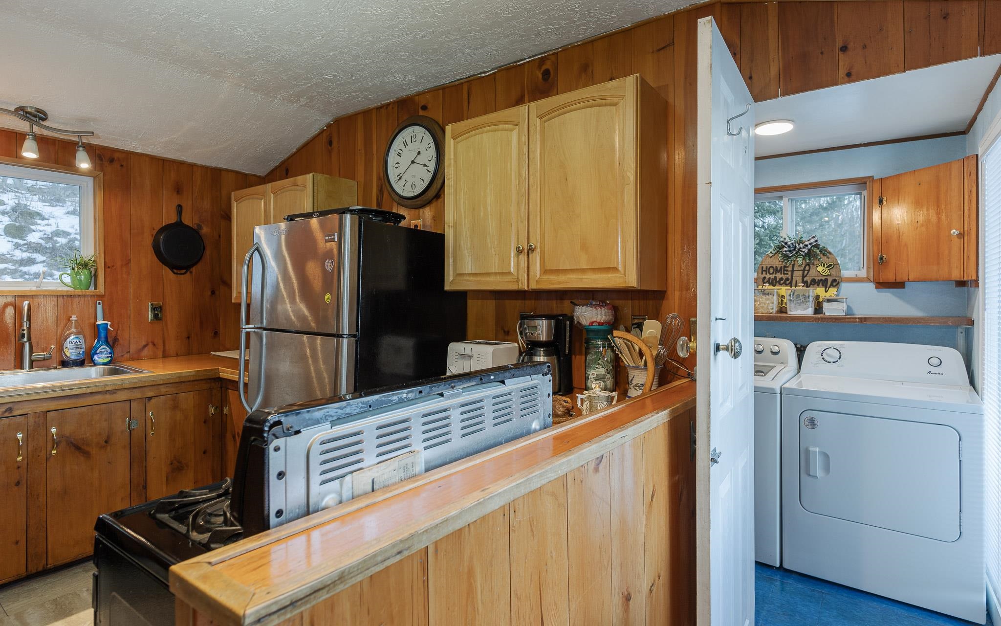 78 Colburn Ln, Rindge, NH 03461