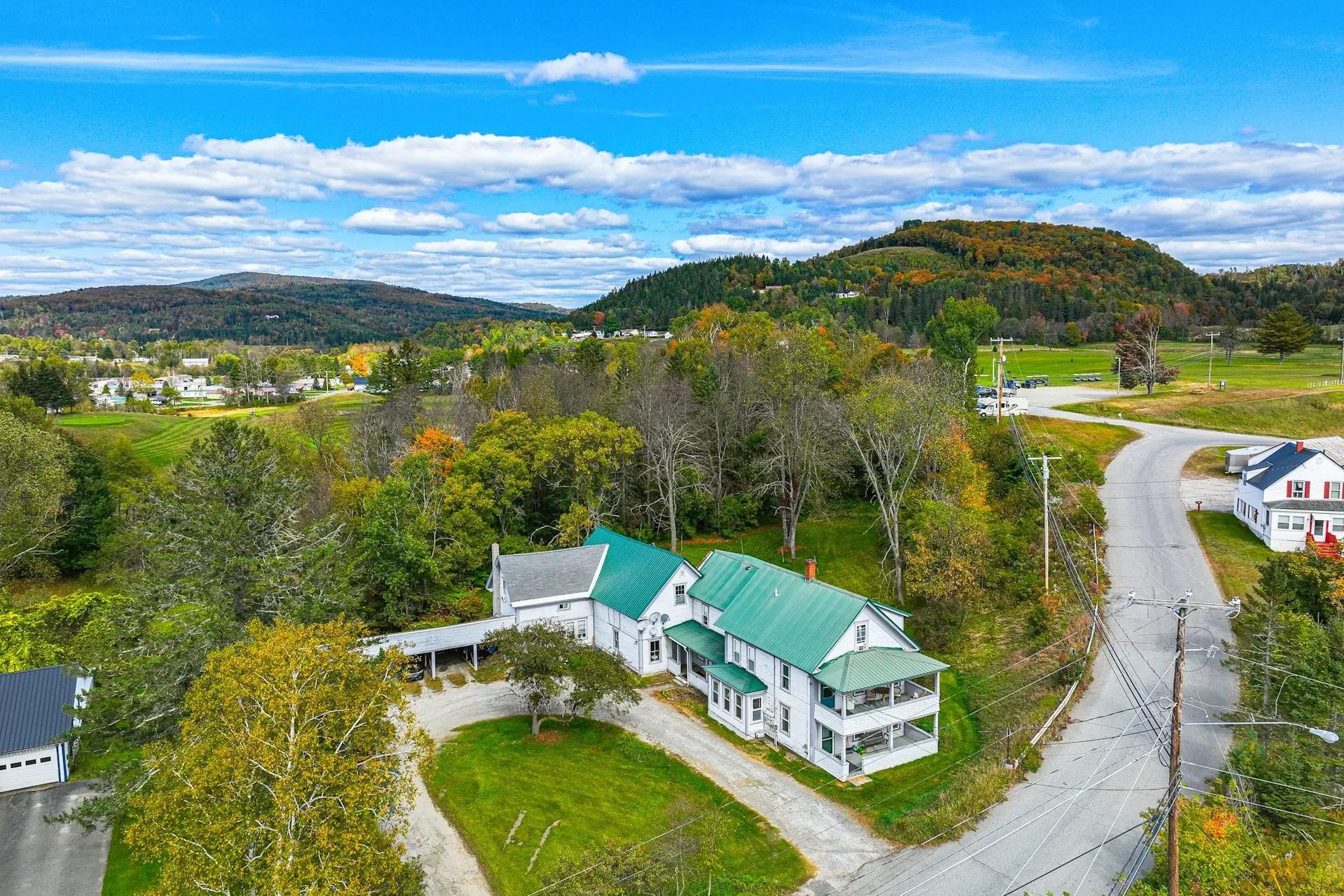 69 Pleasant St, Colebrook, NH 03576