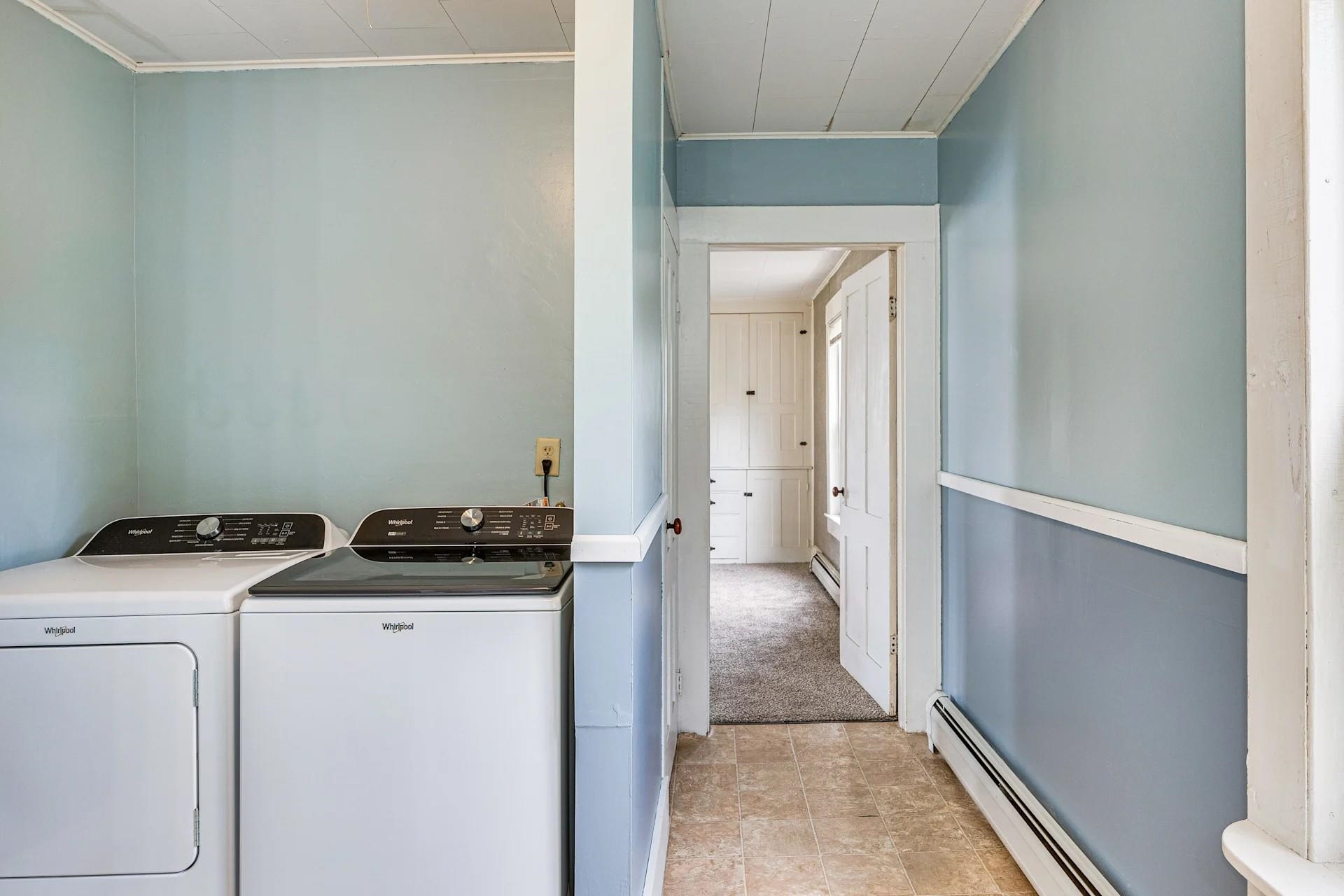 69 Pleasant St, Colebrook, NH 03576