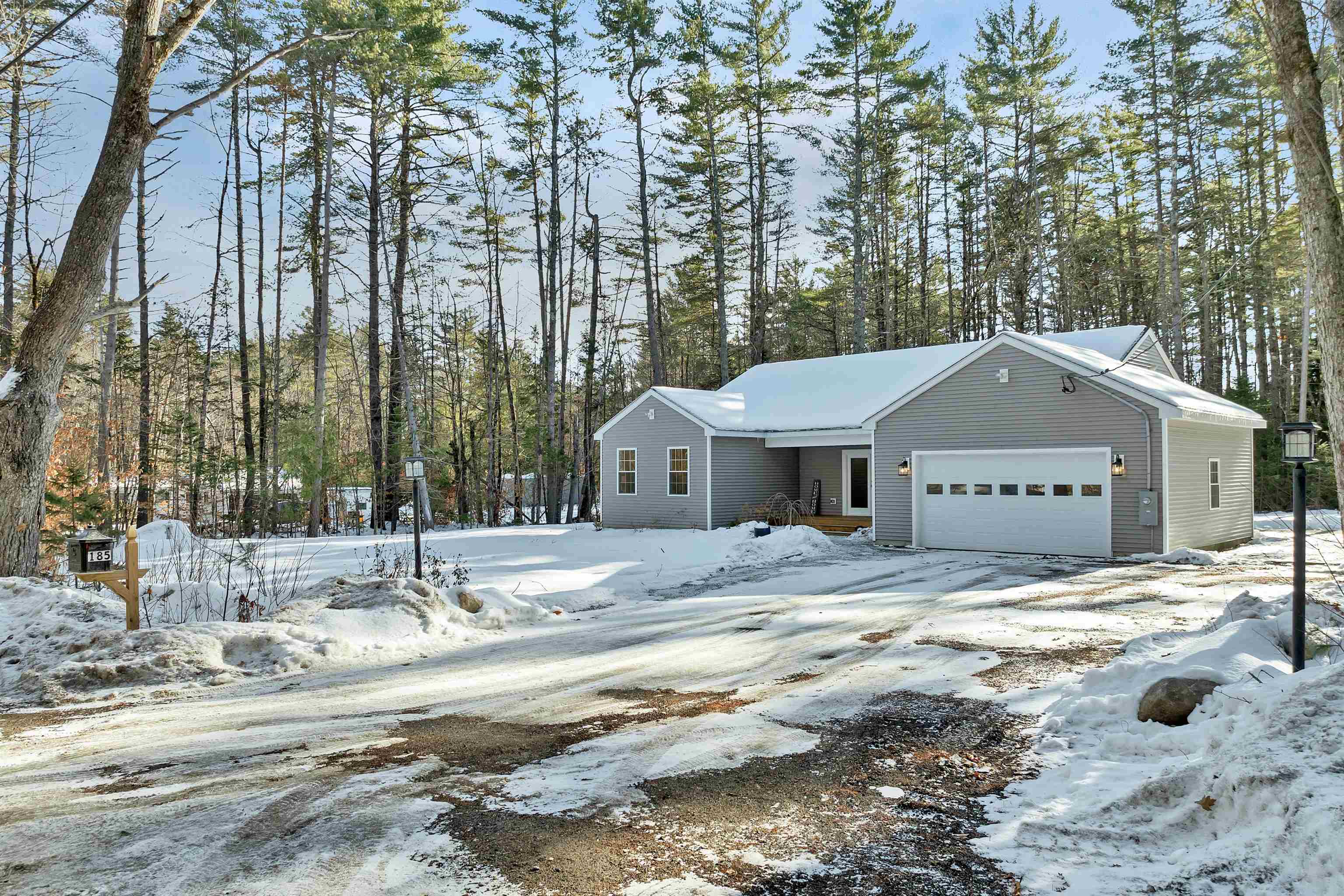 185 Town House Rd, Effingham, NH 03882