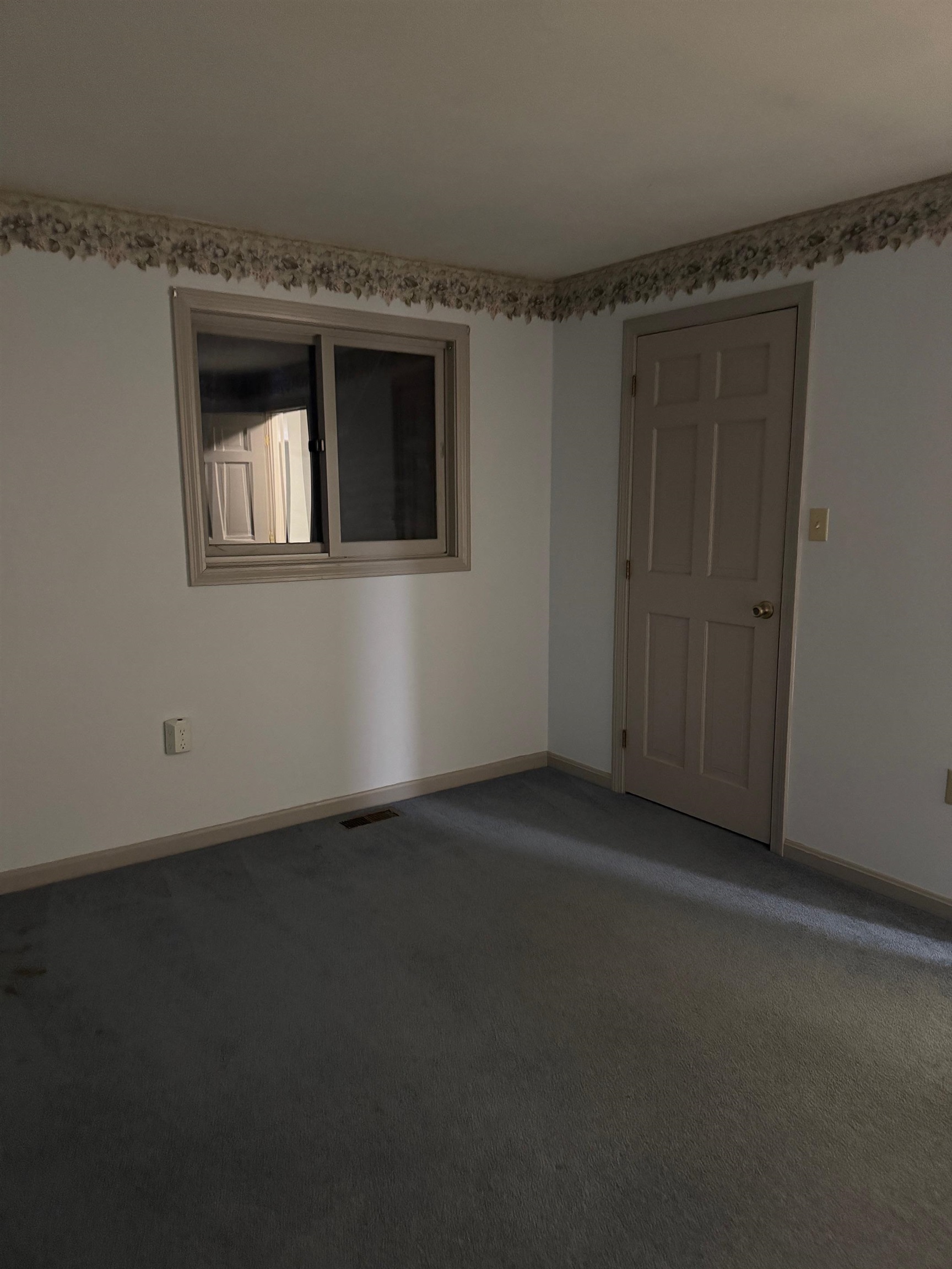 153 Coffin Rd, Epping, NH 03042