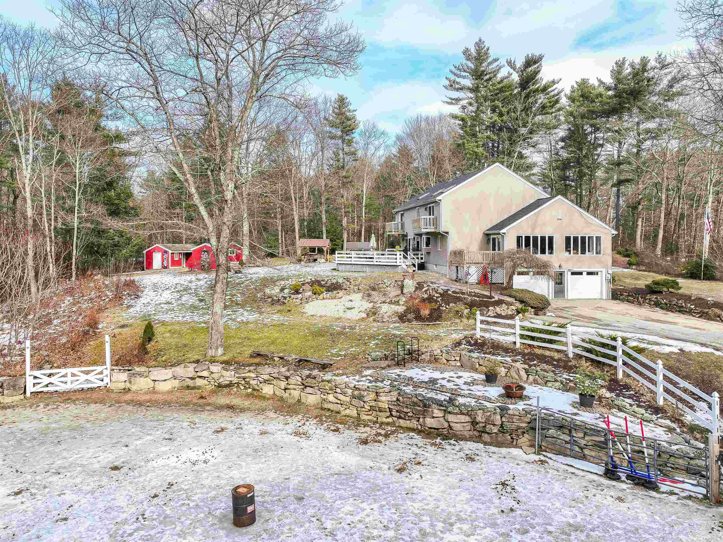417 Candia Rd, Chester, NH 03036