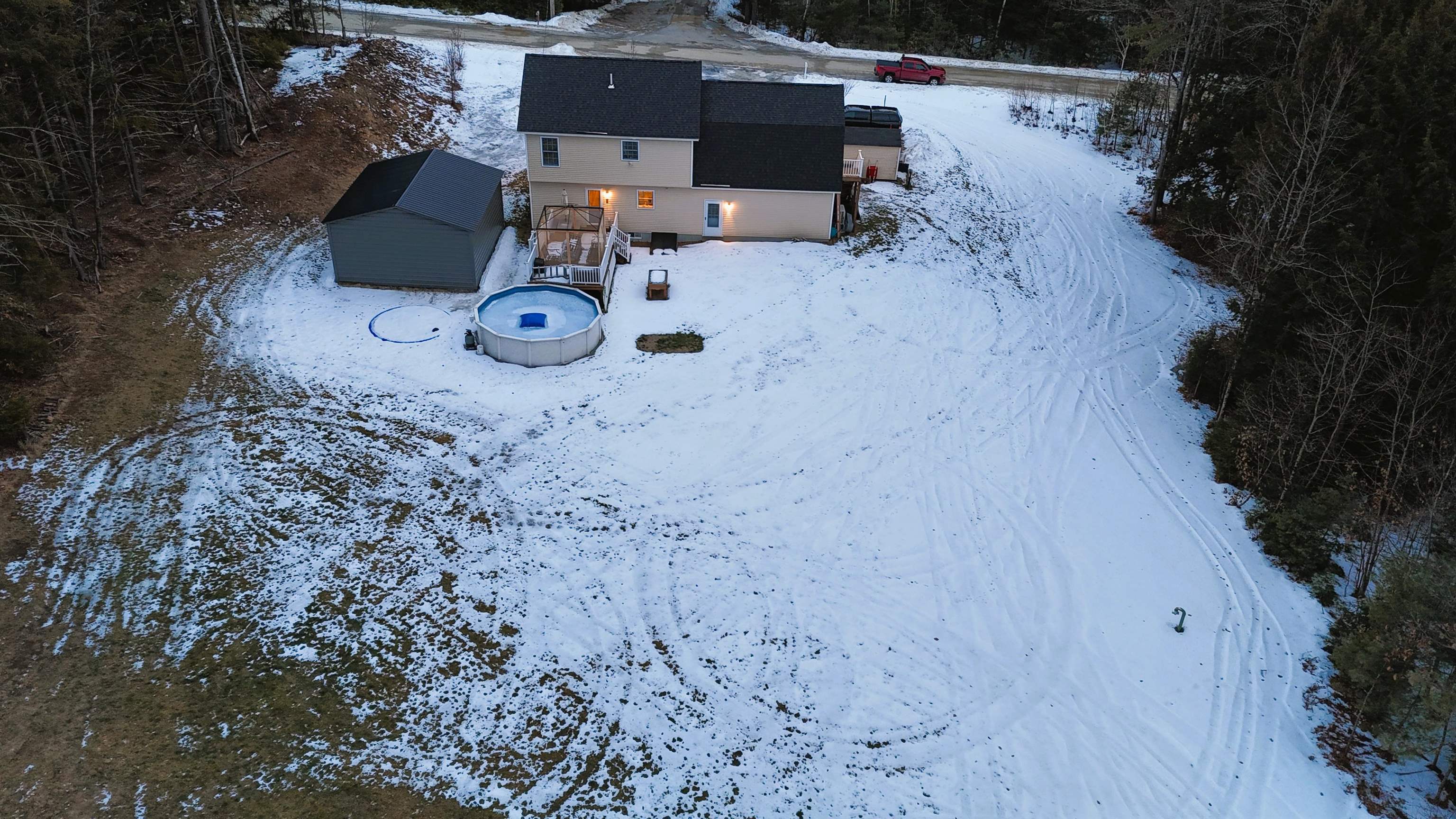 22 Merrill Dr, Bennington, NH 03442