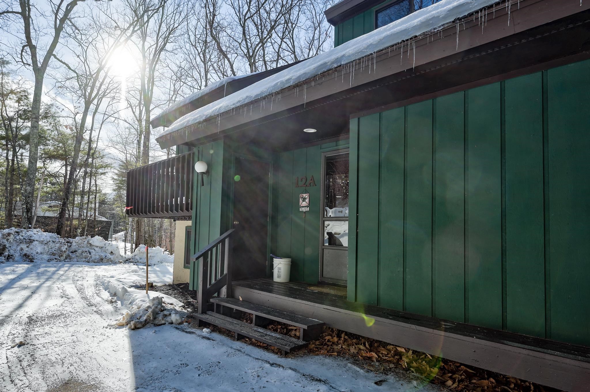 146 Stonehurst Manor Rd, Conway, NH 03860