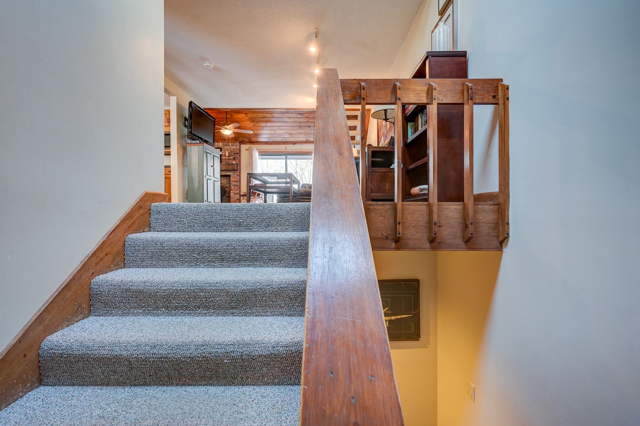 146 Stonehurst Manor Rd, Conway, NH 03860