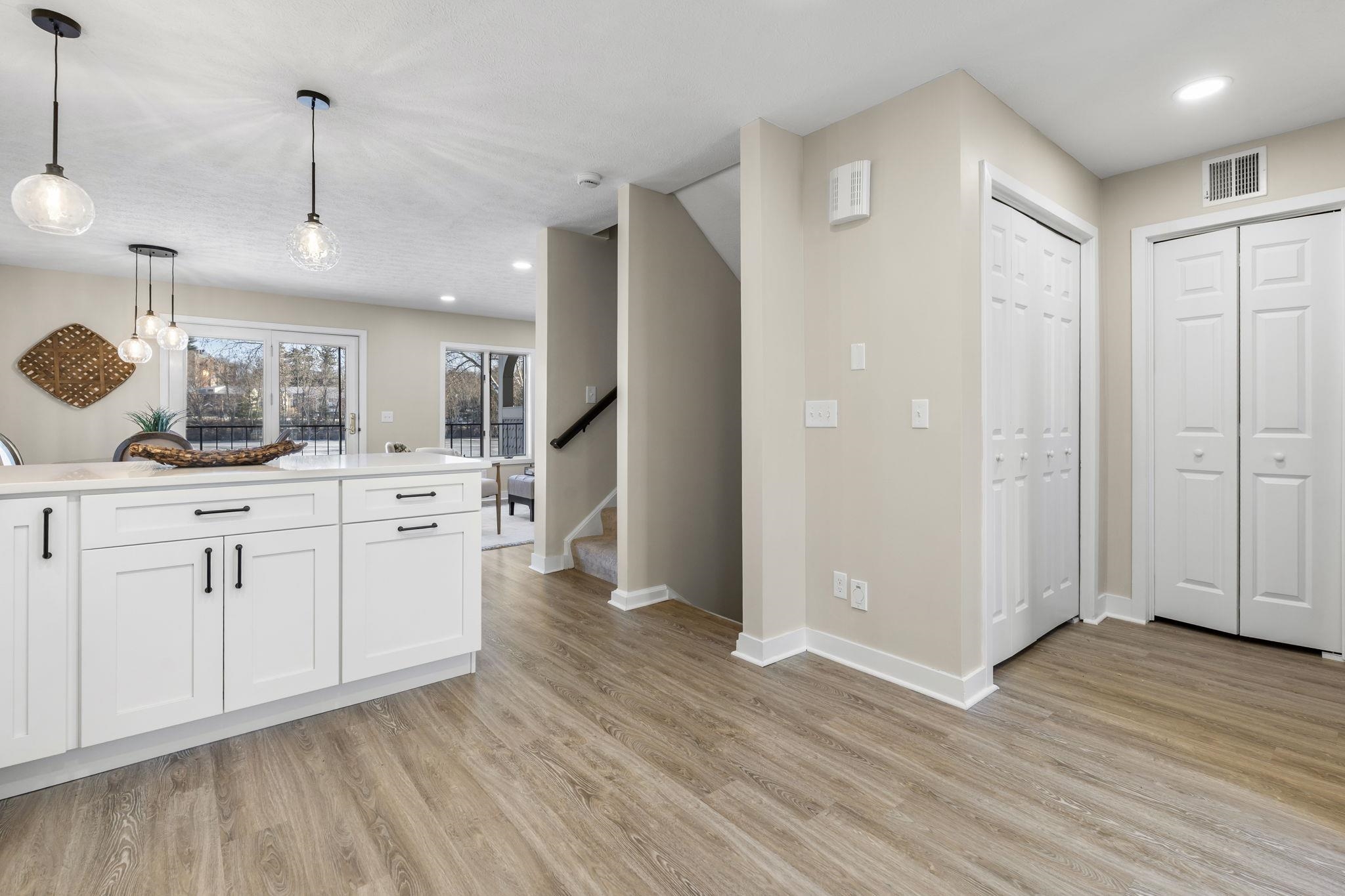 51 River Front Dr, Manchester, NH 03102