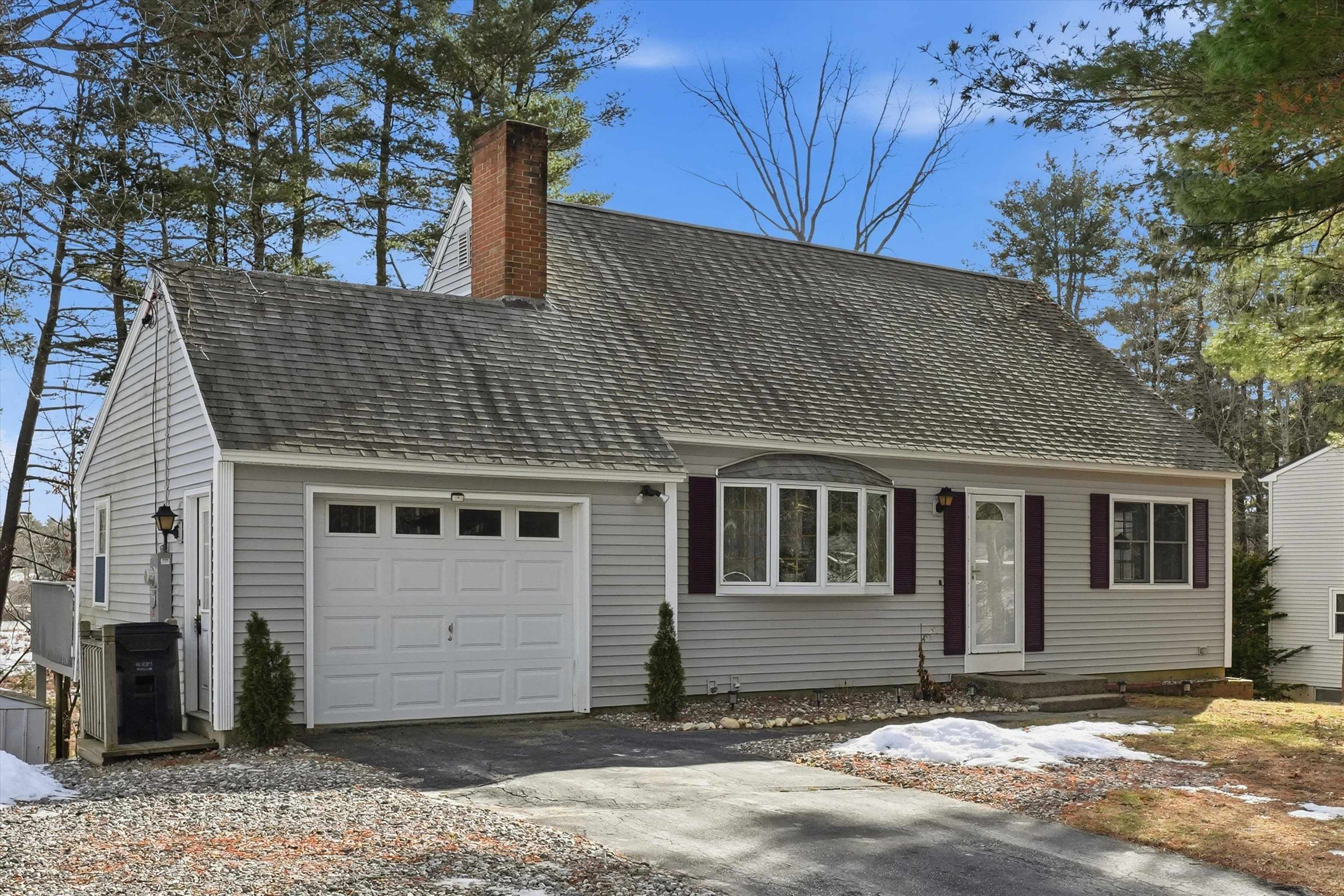 151 Highland St, Hudson, NH 03051