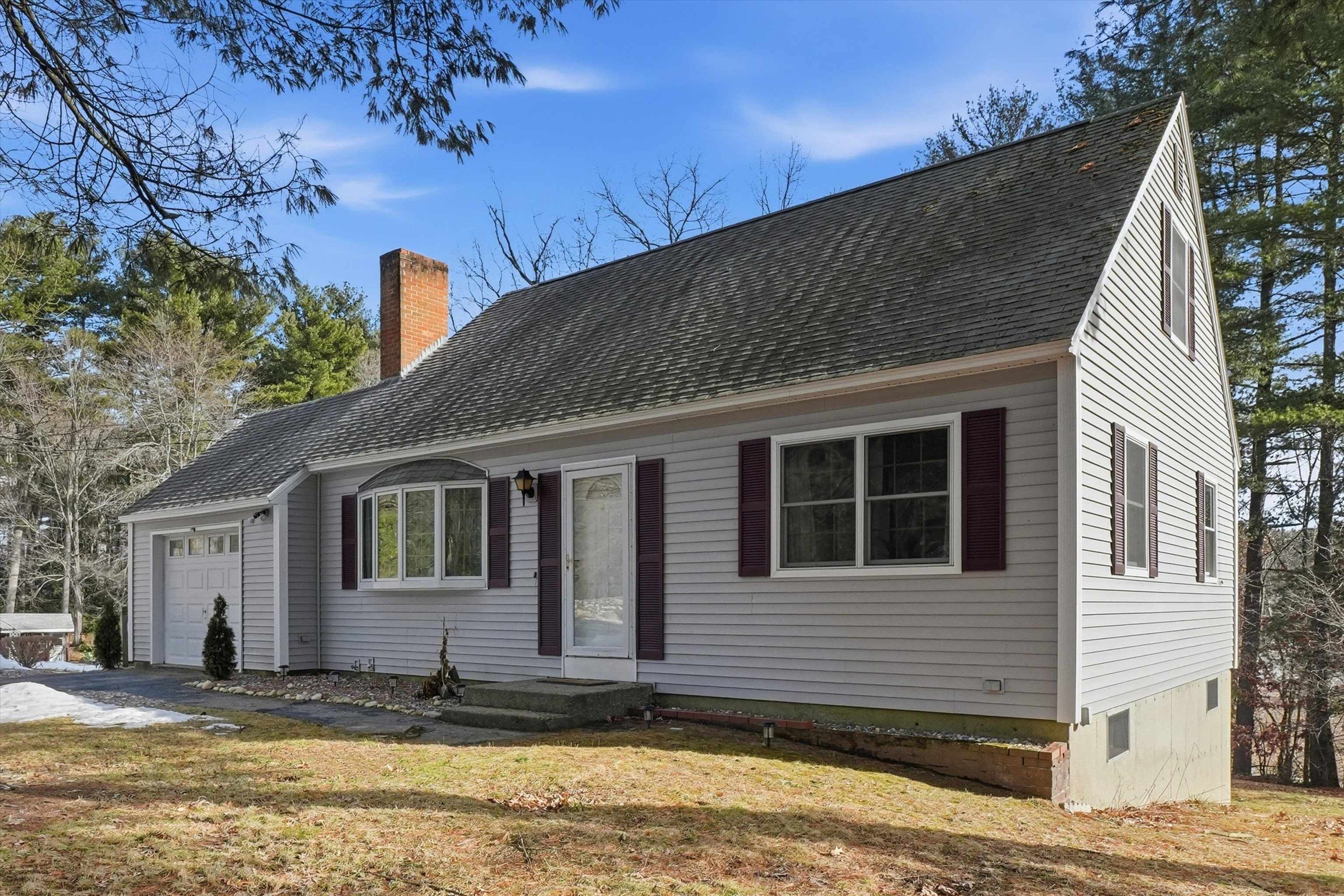 151 Highland St, Hudson, NH 03051