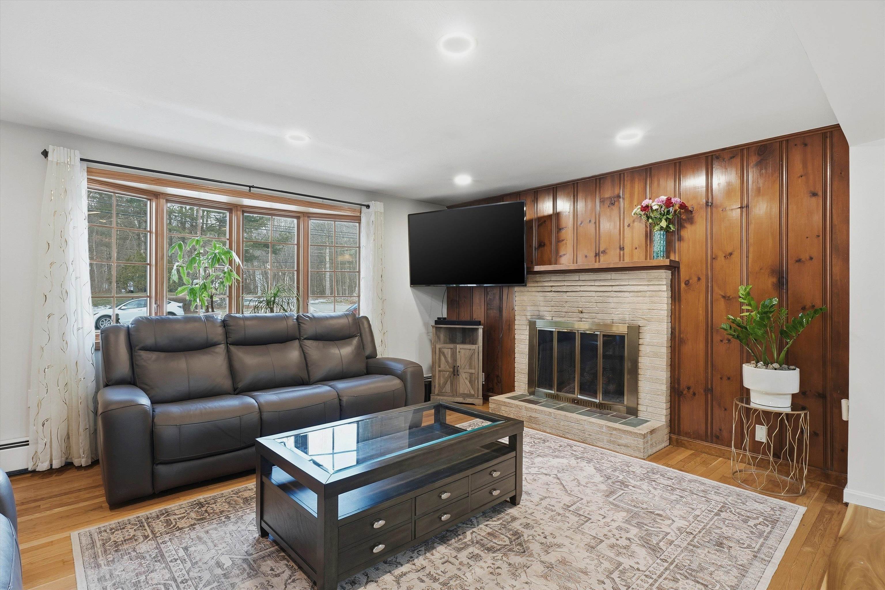 151 Highland St, Hudson, NH 03051