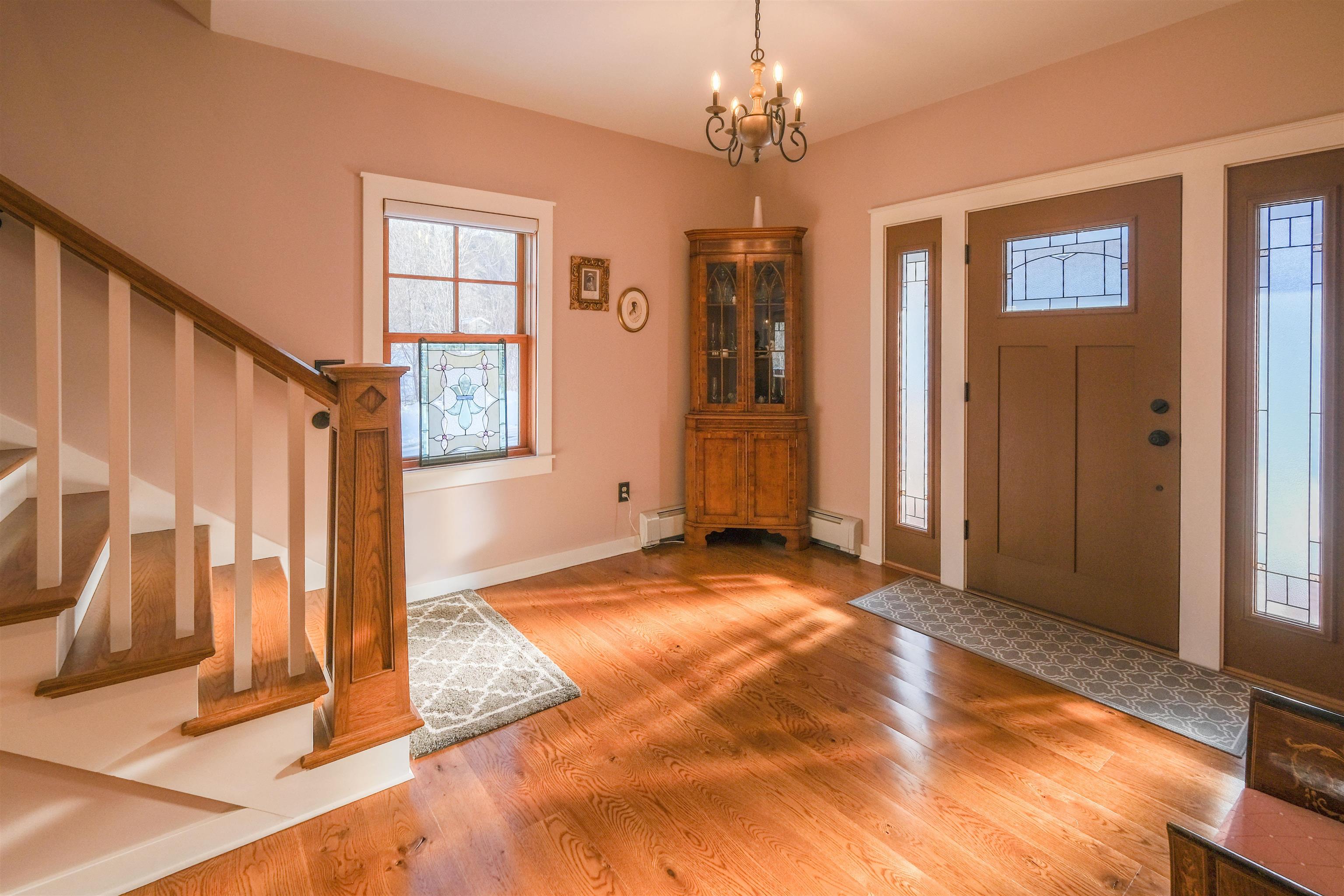 Front entry 24601788