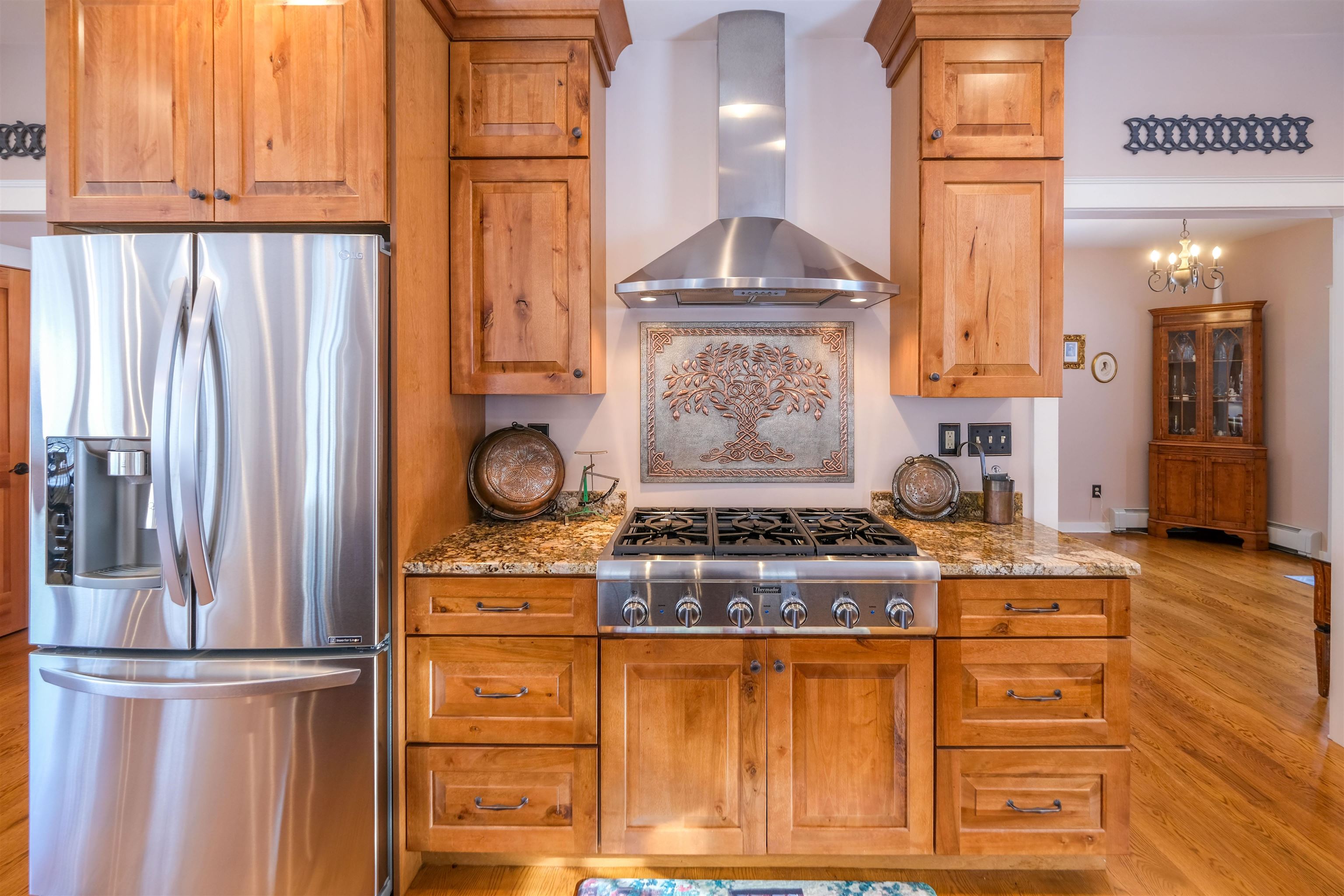 Amazing backsplash 24601809