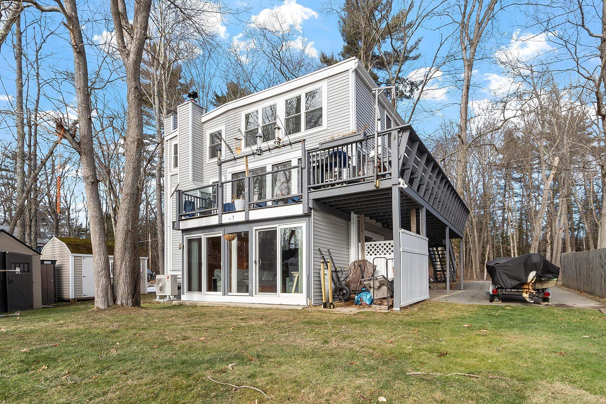 9 Casey Rd, East Kingston, NH 03827