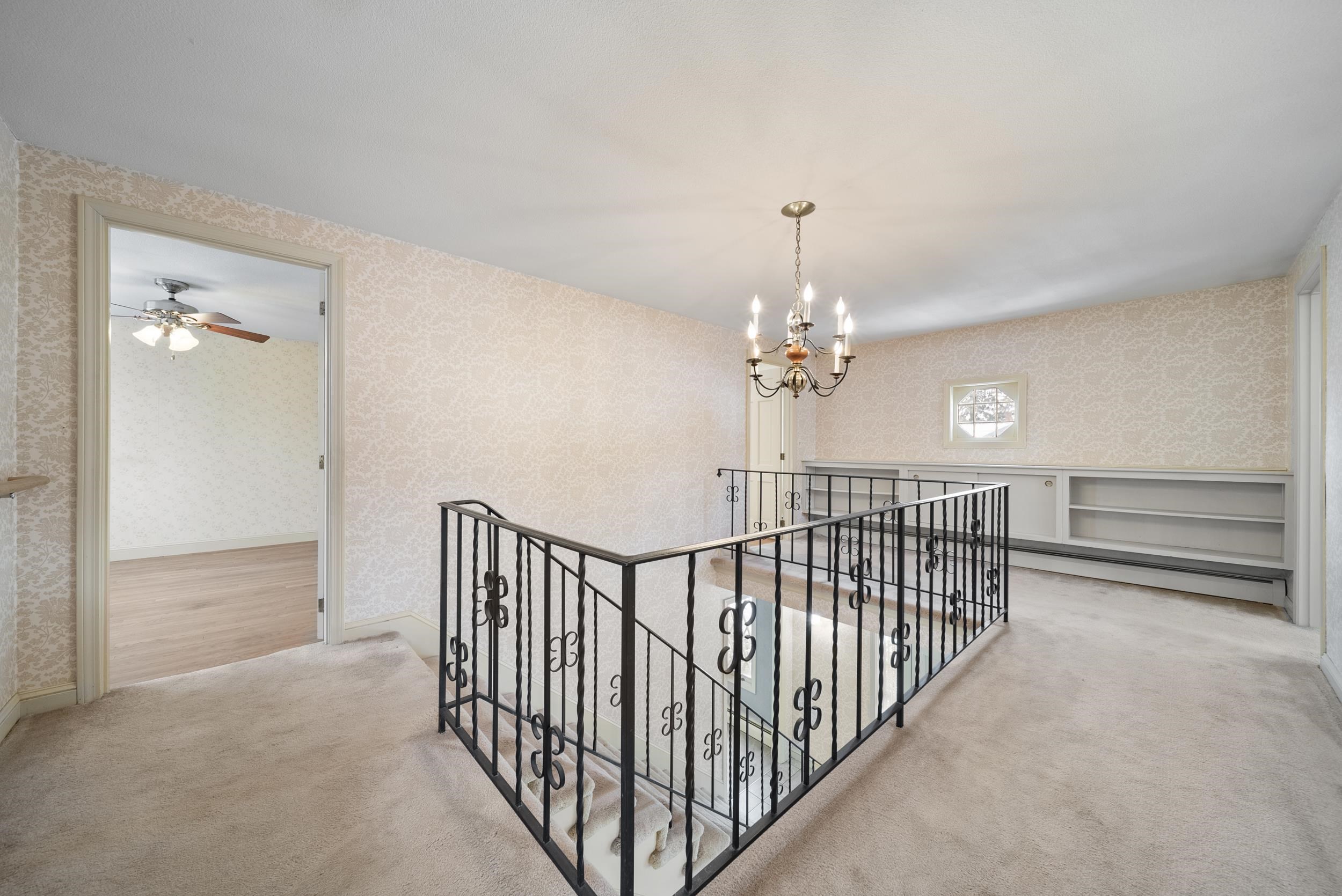 18 Mason Dr, Salem, NH 03079