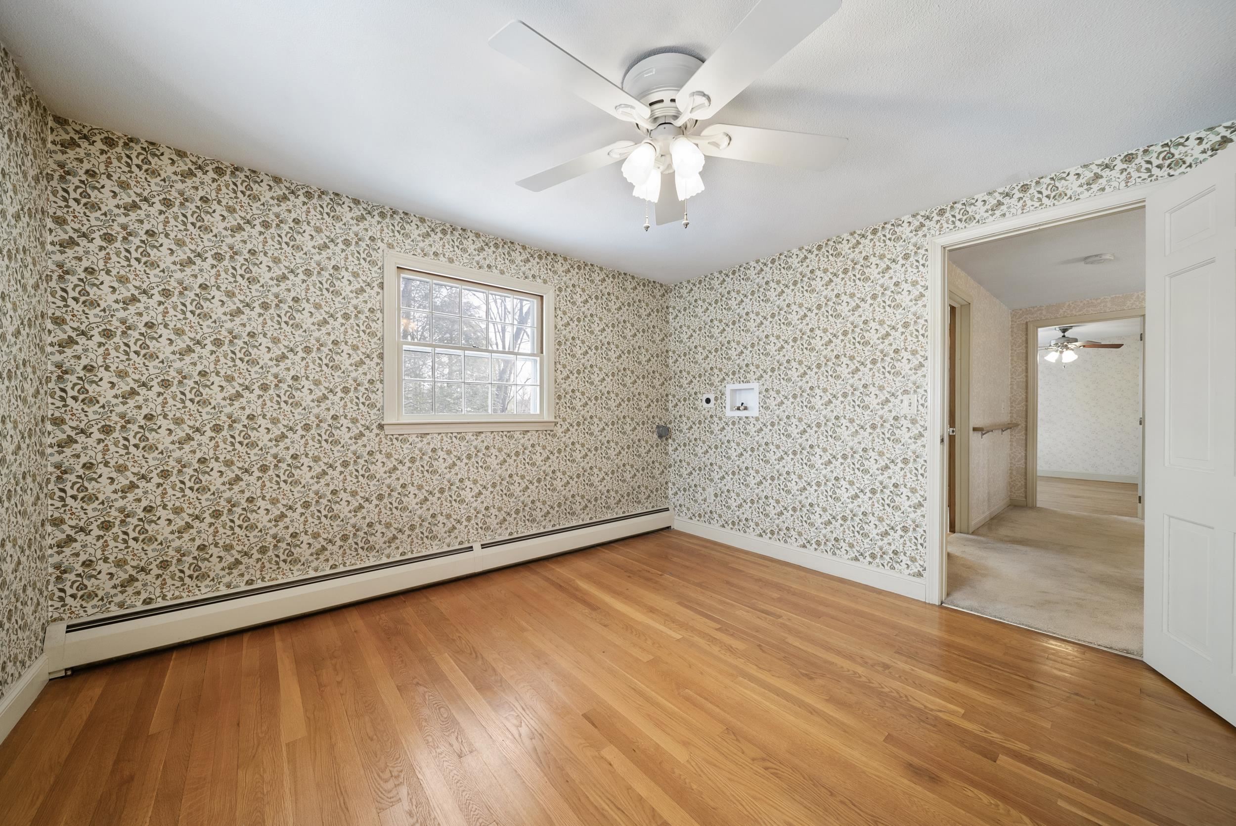 18 Mason Dr, Salem, NH 03079