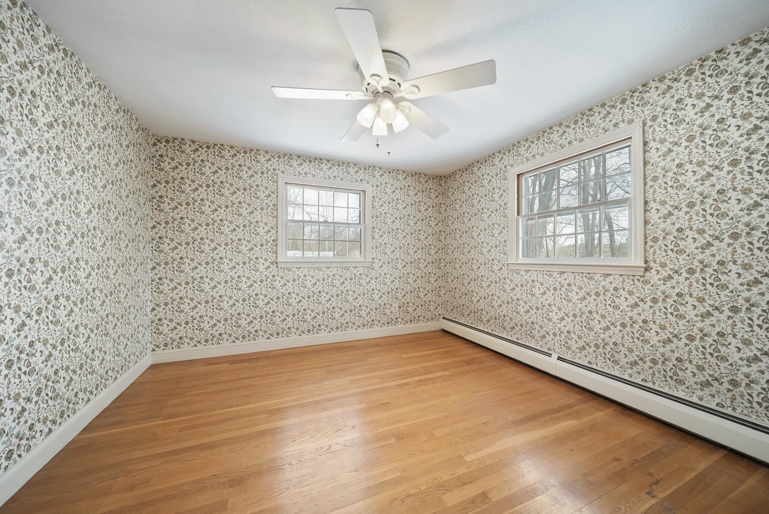 18 Mason Dr, Salem, NH 03079