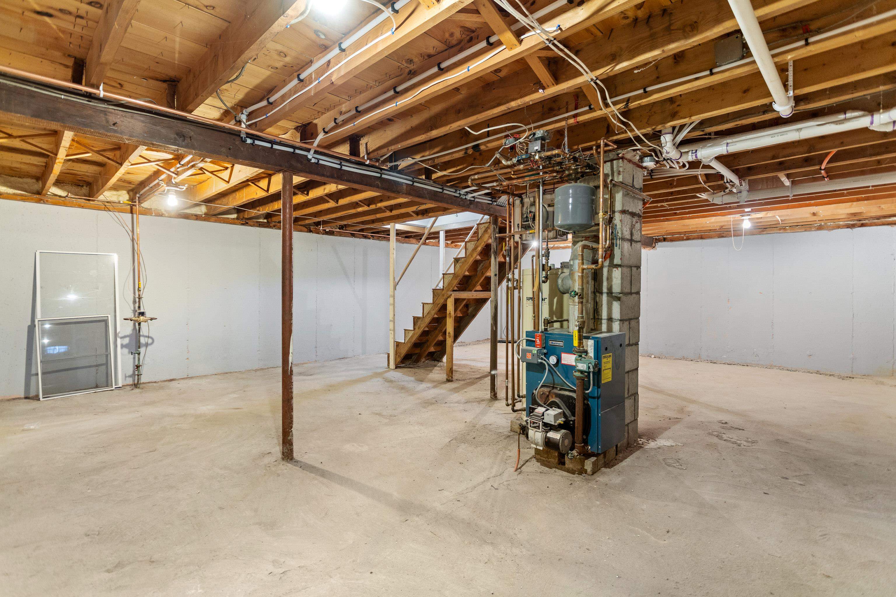 183 Gold St, Manchester, NH 03103