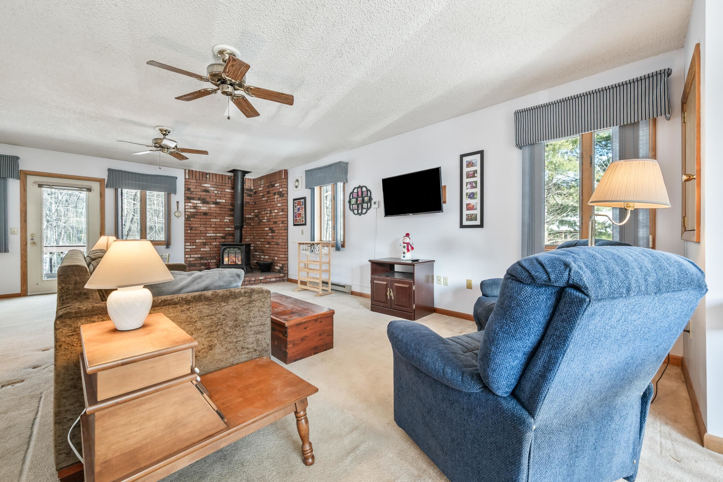 19 Marsden Dr, Bartlett, NH 03838