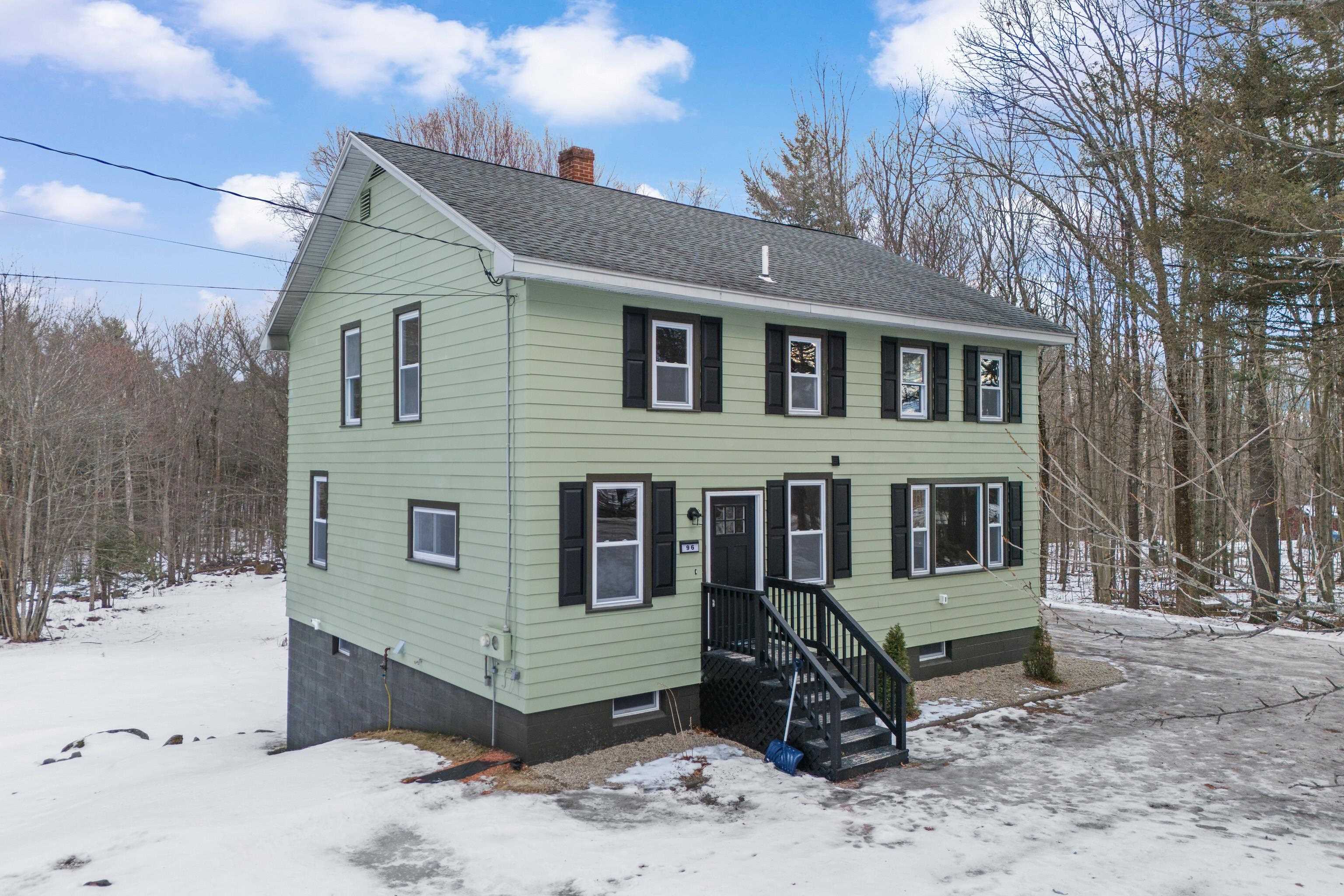 96 Bart Clough Rd, Weare, NH 03281