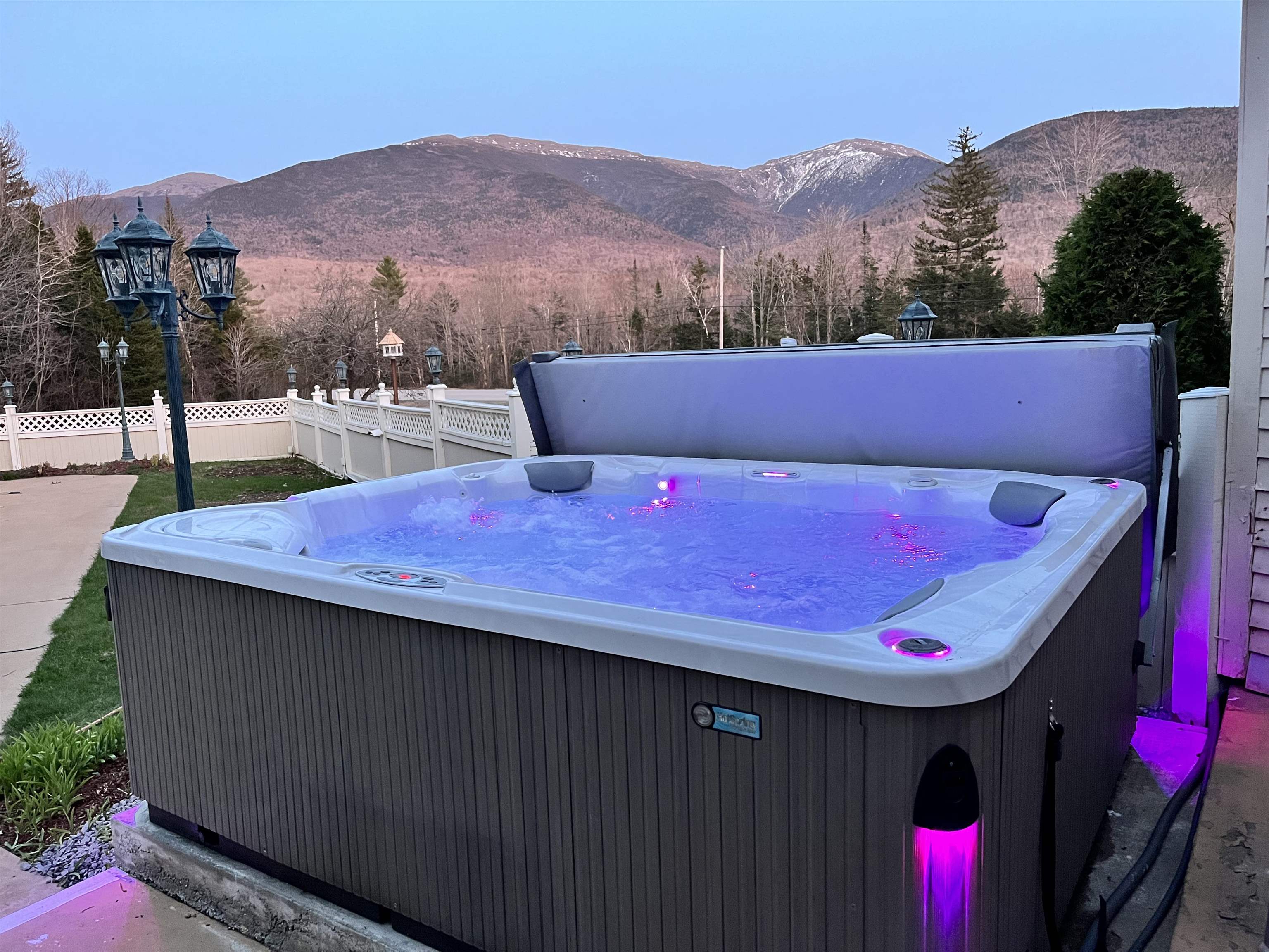 1174 Presidential Hw, Randolph, NH 03593