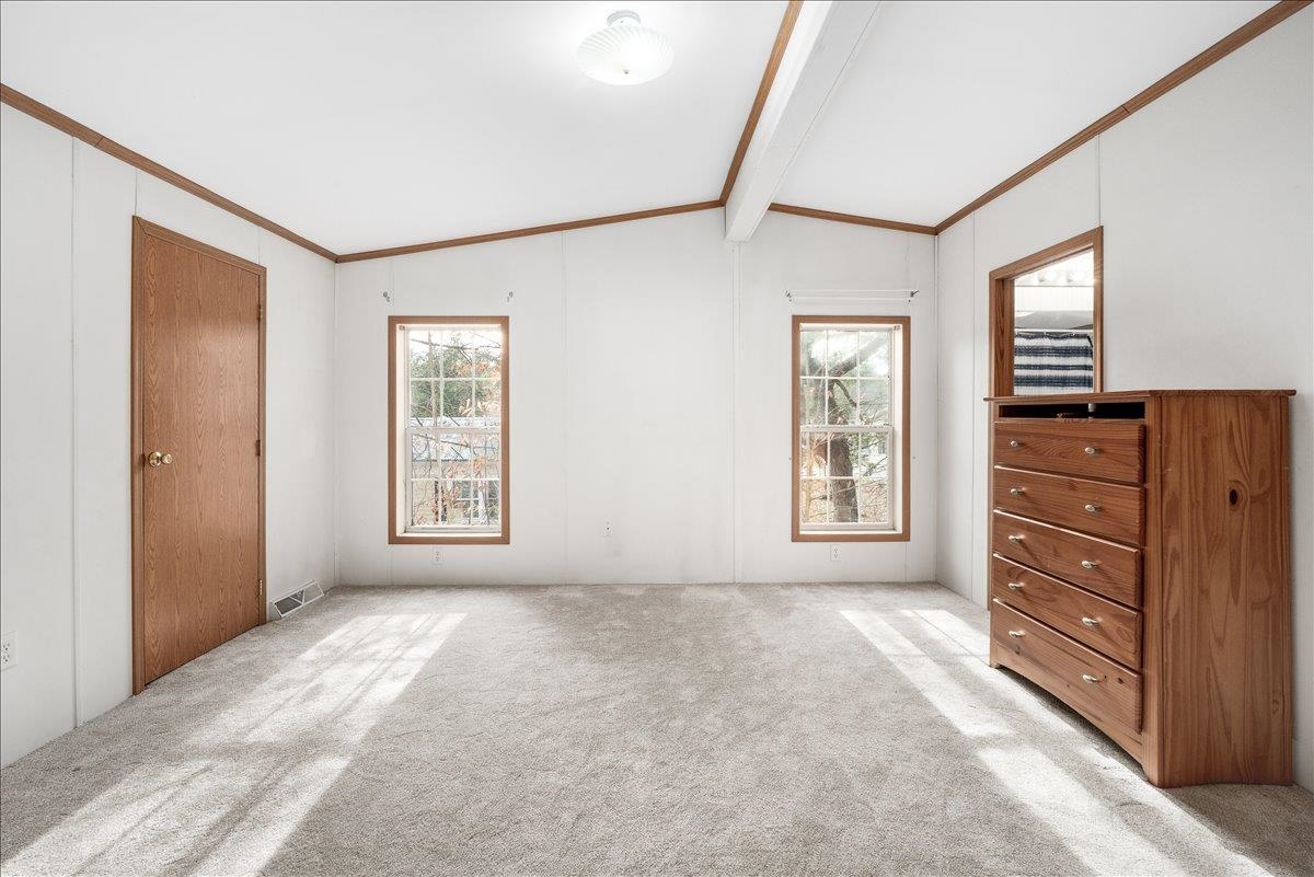 801 Nottingham Dr, Exeter, NH 03833