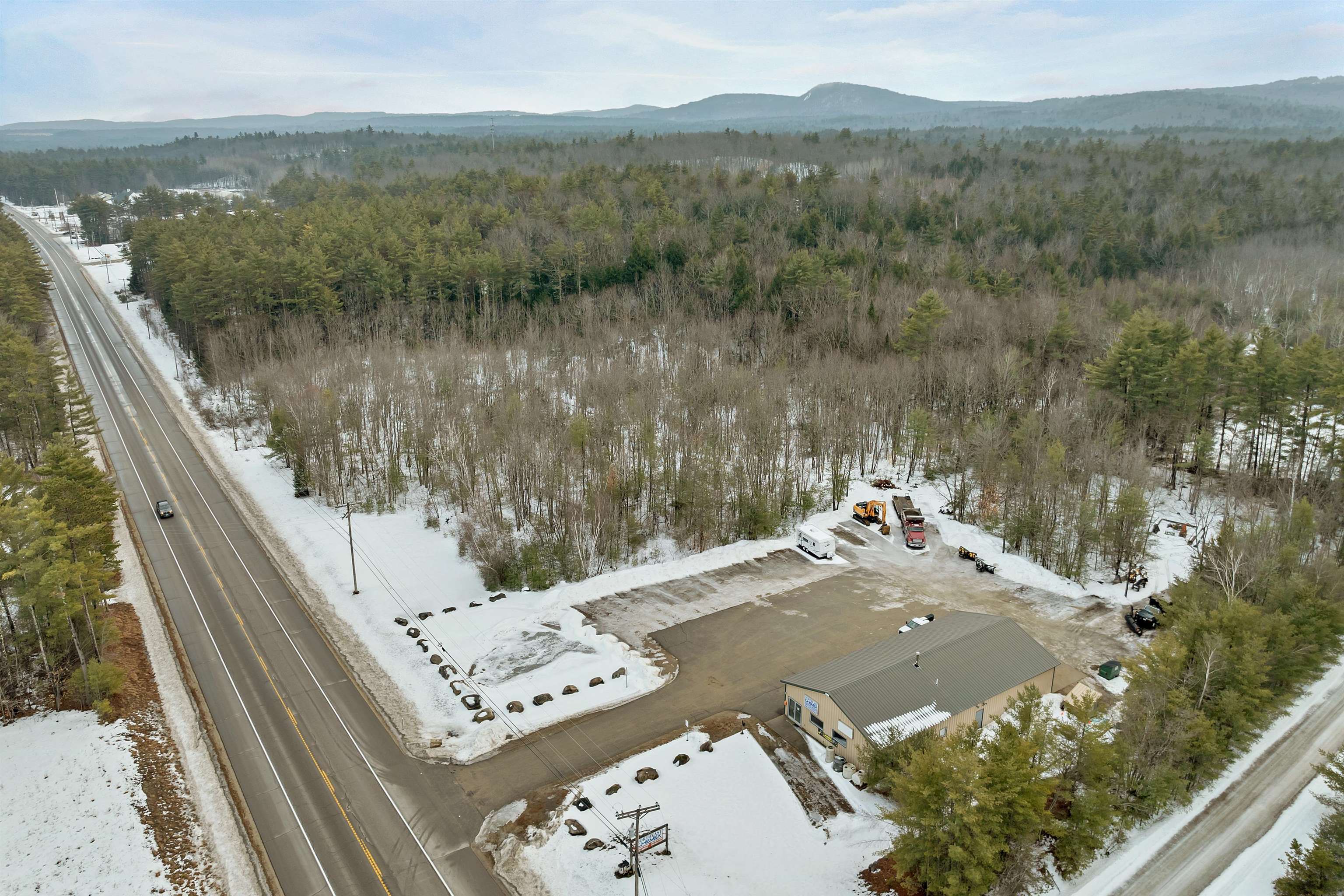 829 Route 16 , Ossipee, NH 03896