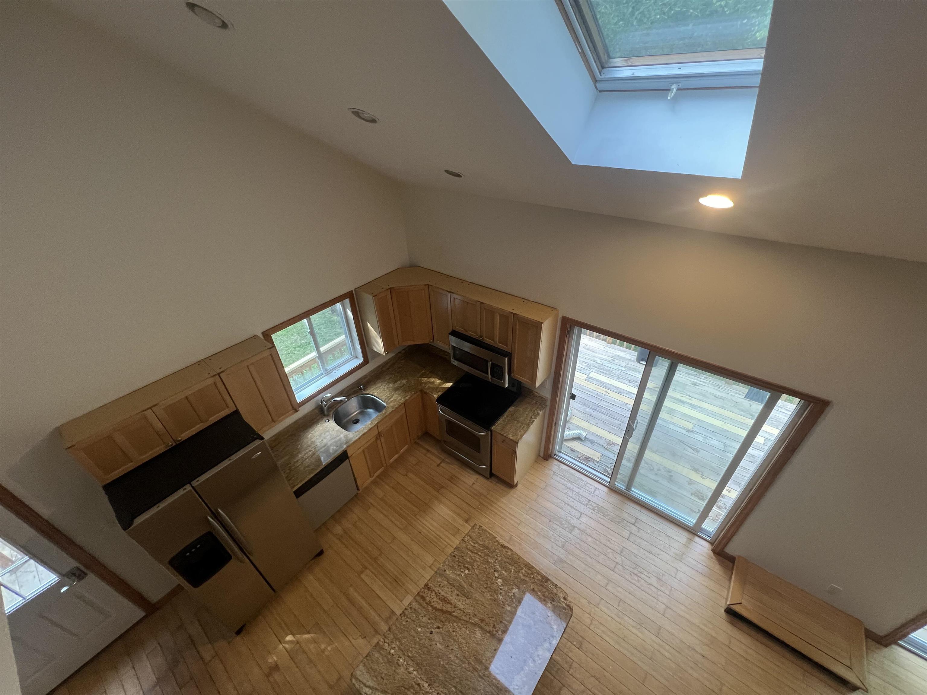 12 Cornwall Pl, Farmington, NH 03835