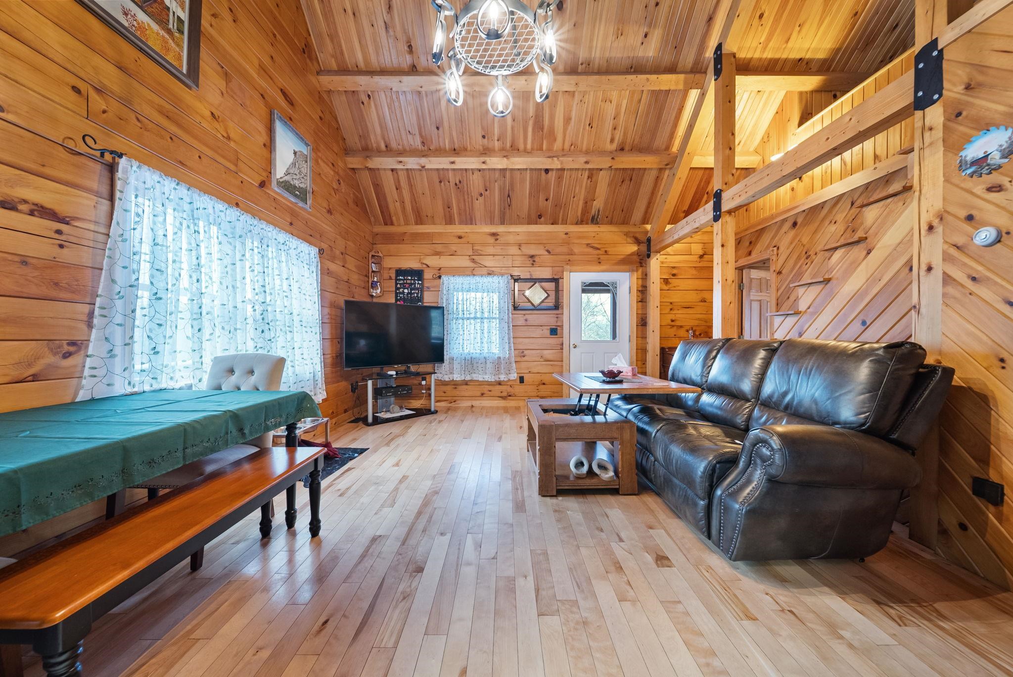 1024 Nh Rt 175, Campton, NH 03223