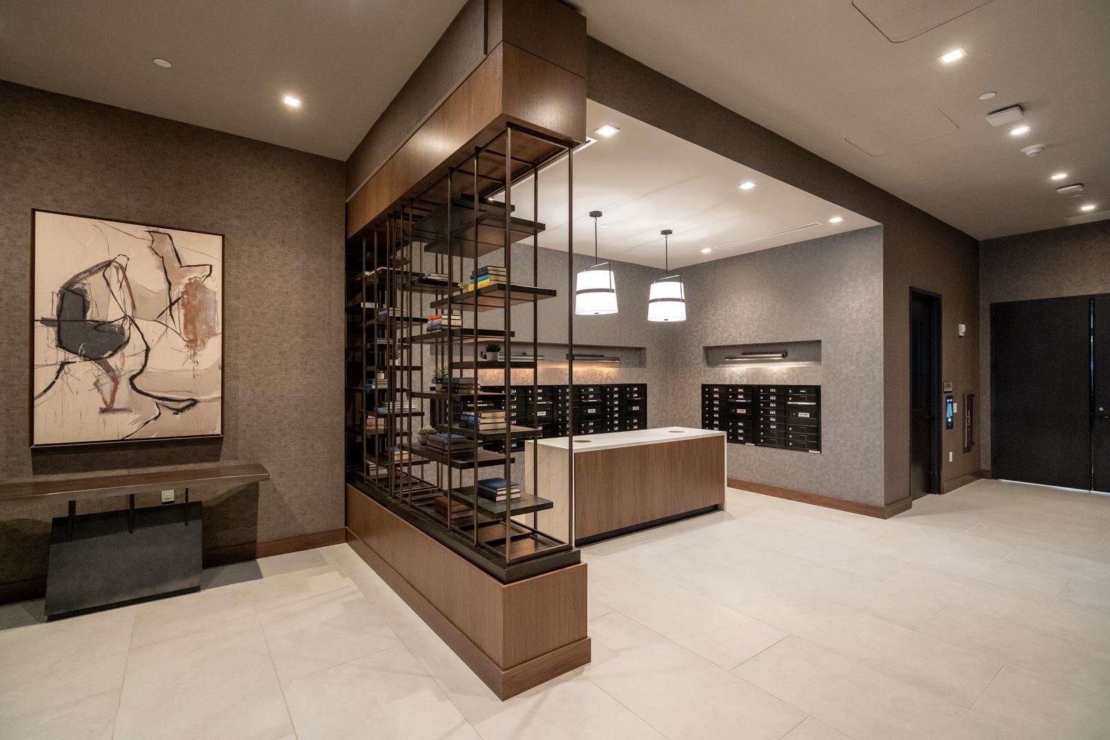 18 Artisan Dr, Salem, NH 03079