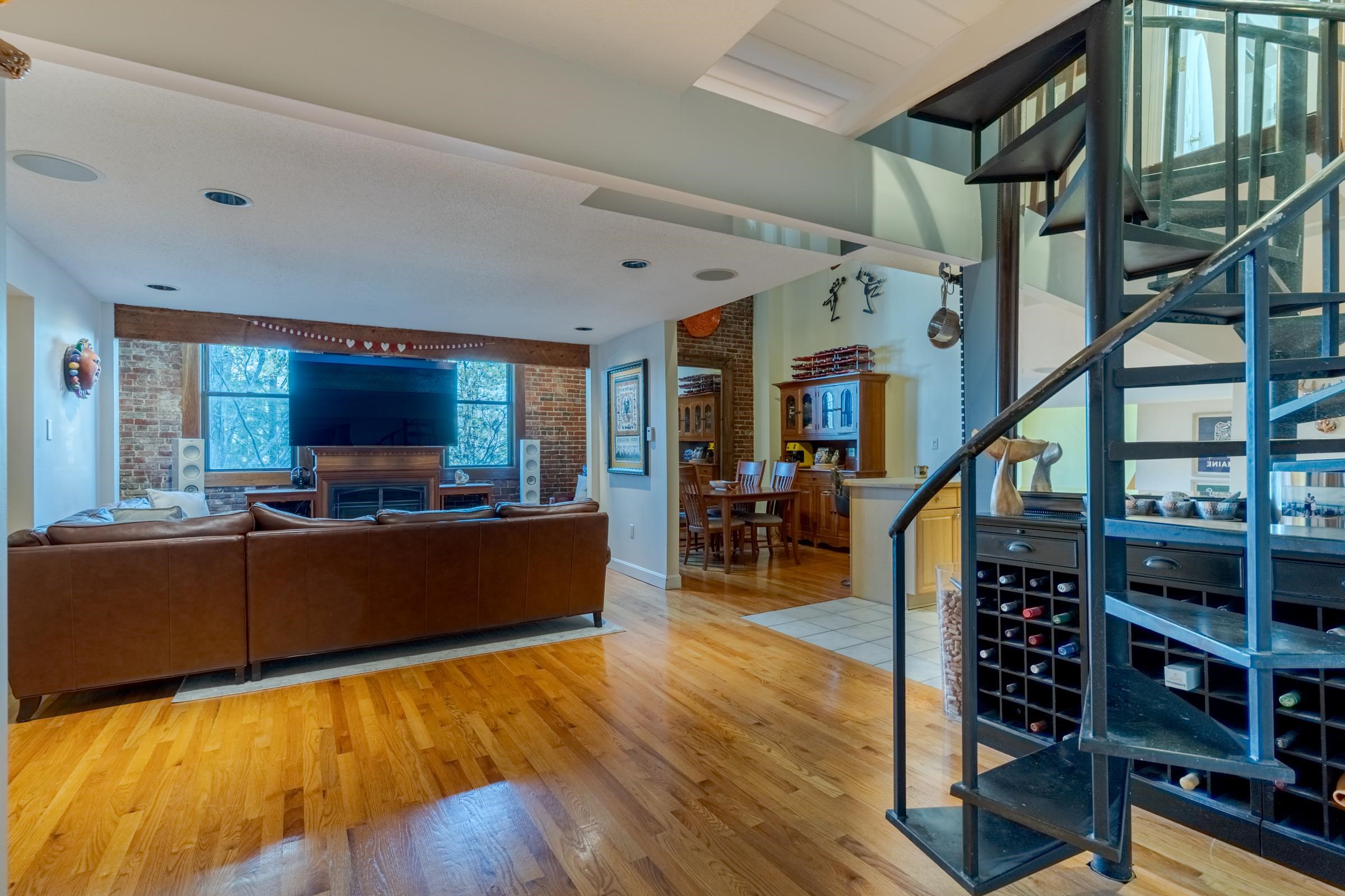 609 State St, Portsmouth, NH 03801