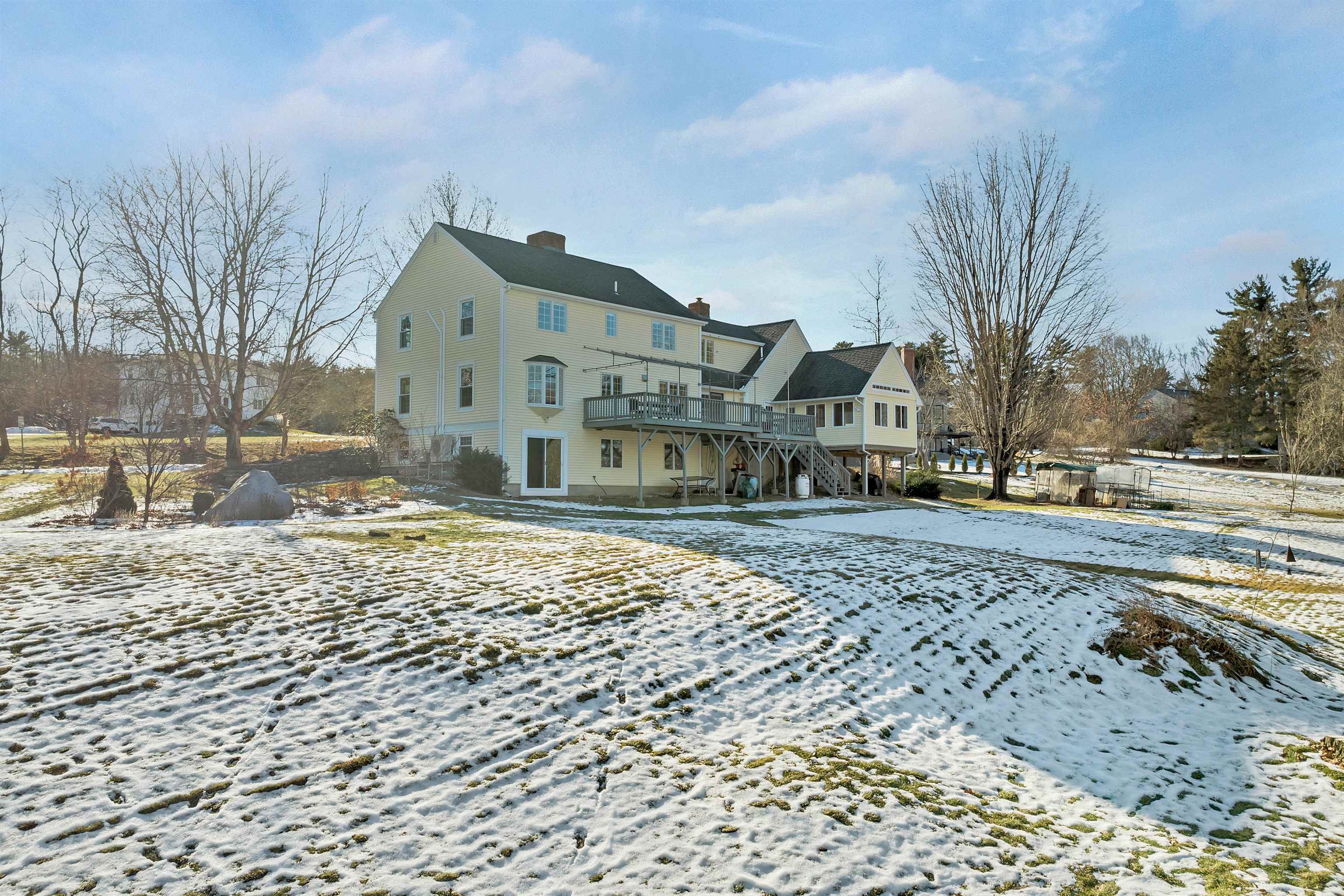 2 Orchard Hill Rd, Greenland, NH 03840