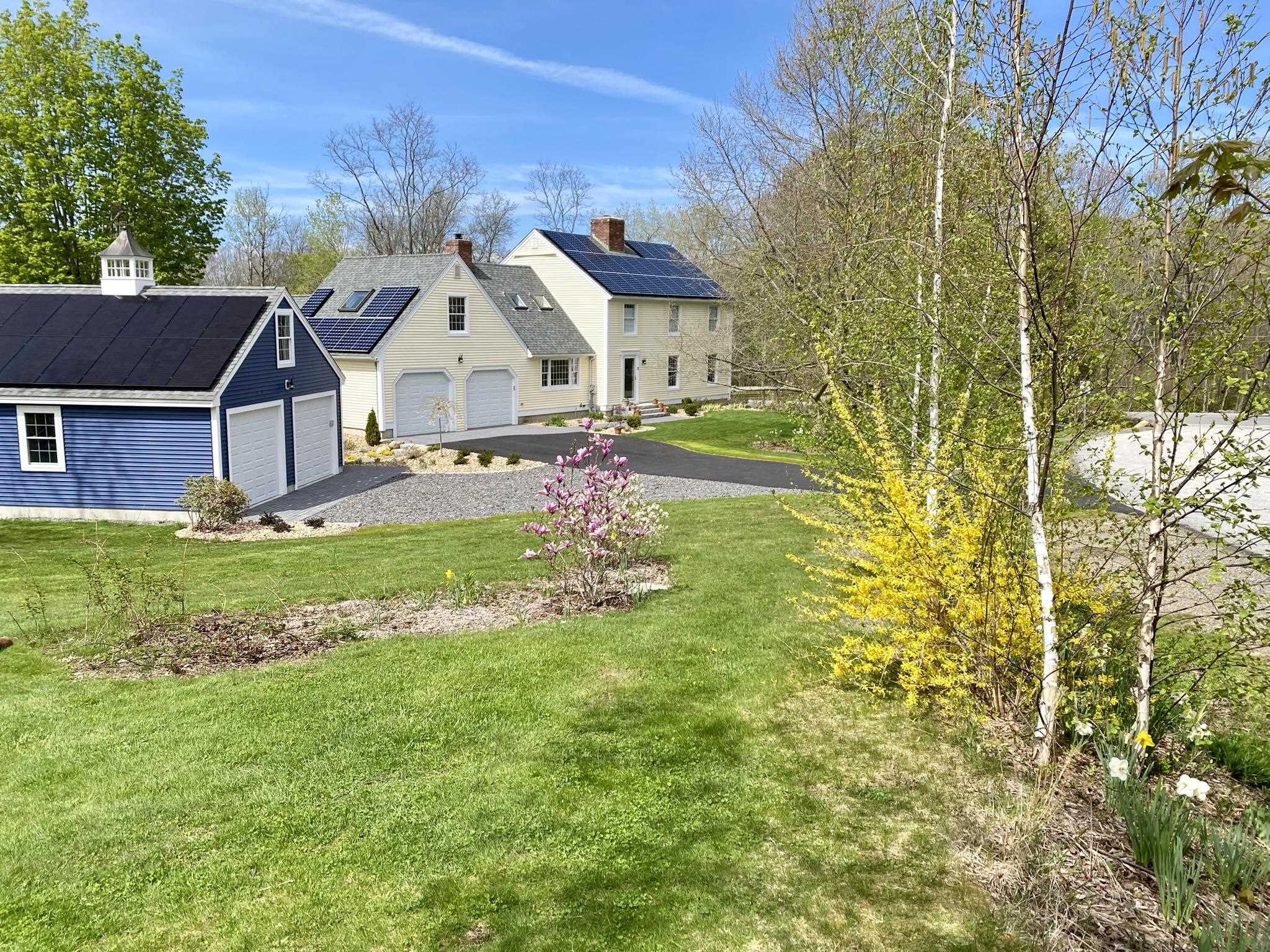 2 Orchard Hill Rd, Greenland, NH 03840