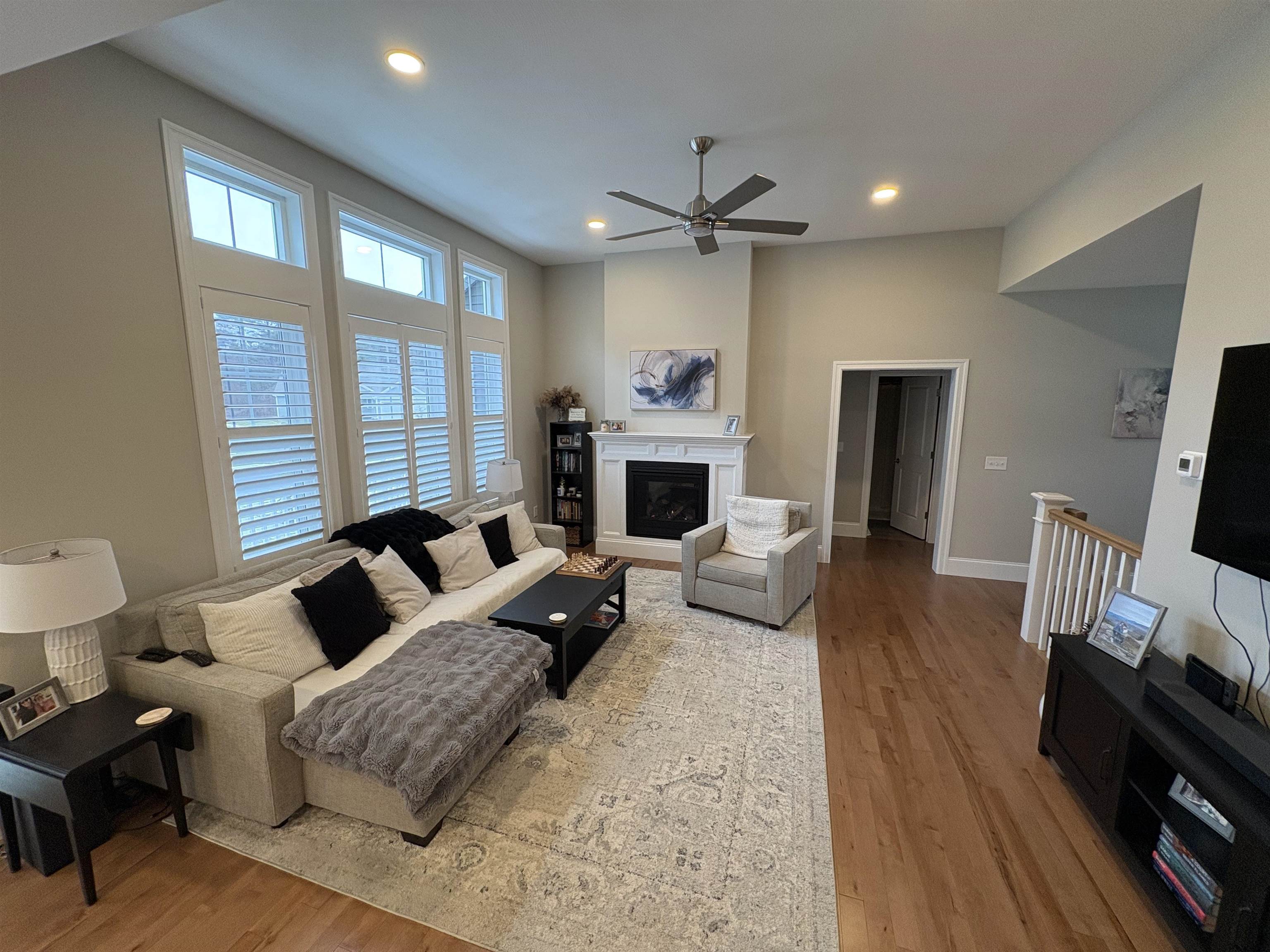 3 Testament Cir, Nashua, NH 03062