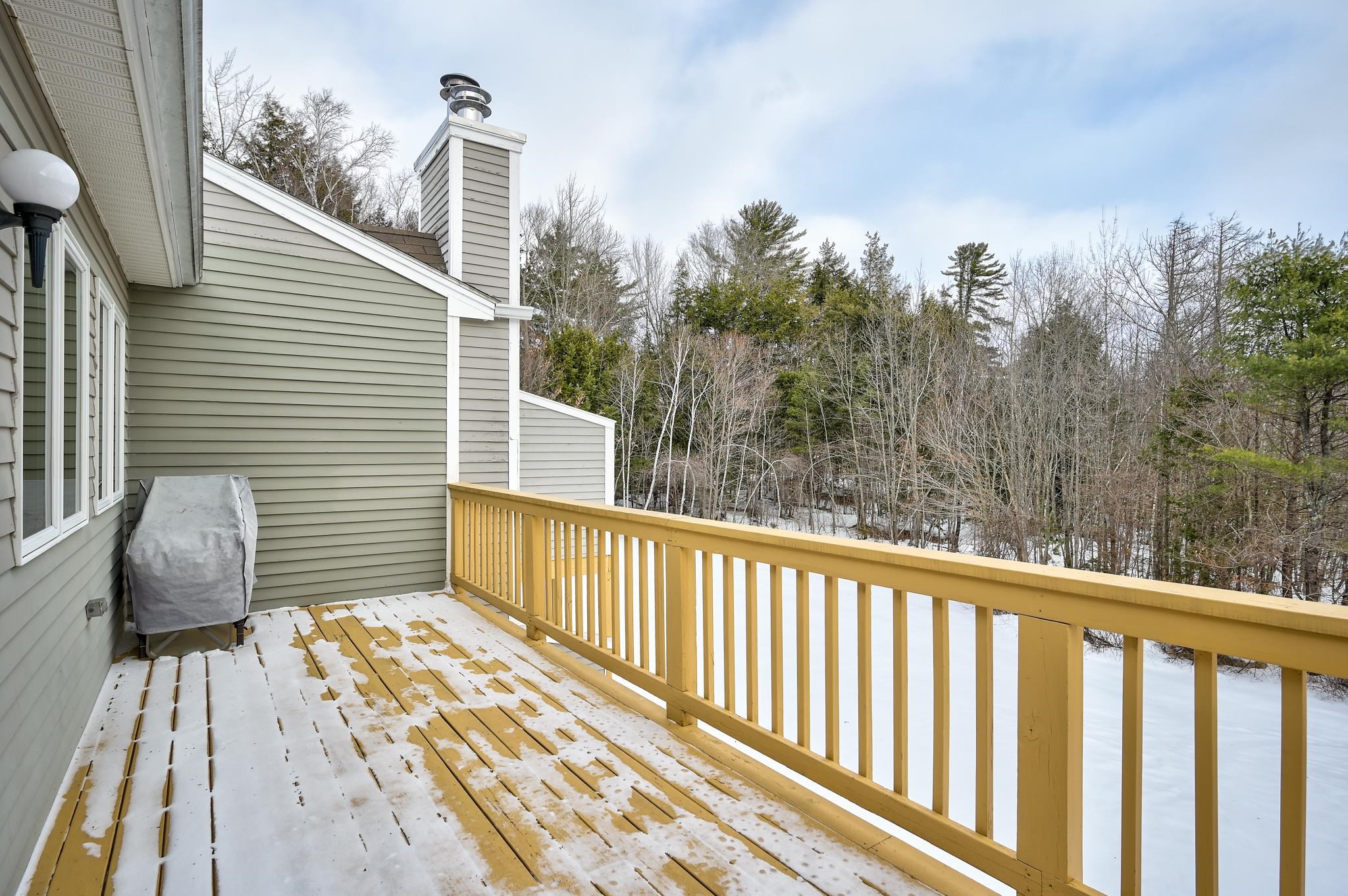 136 Northbrook Cir, Conway, NH 03860