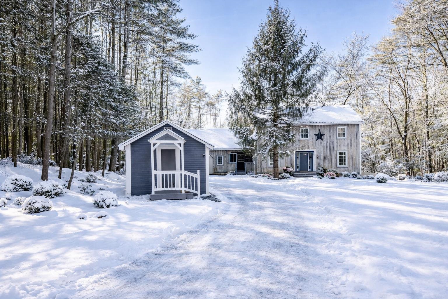 583 Burt Hill Rd, Winchester, NH 03470