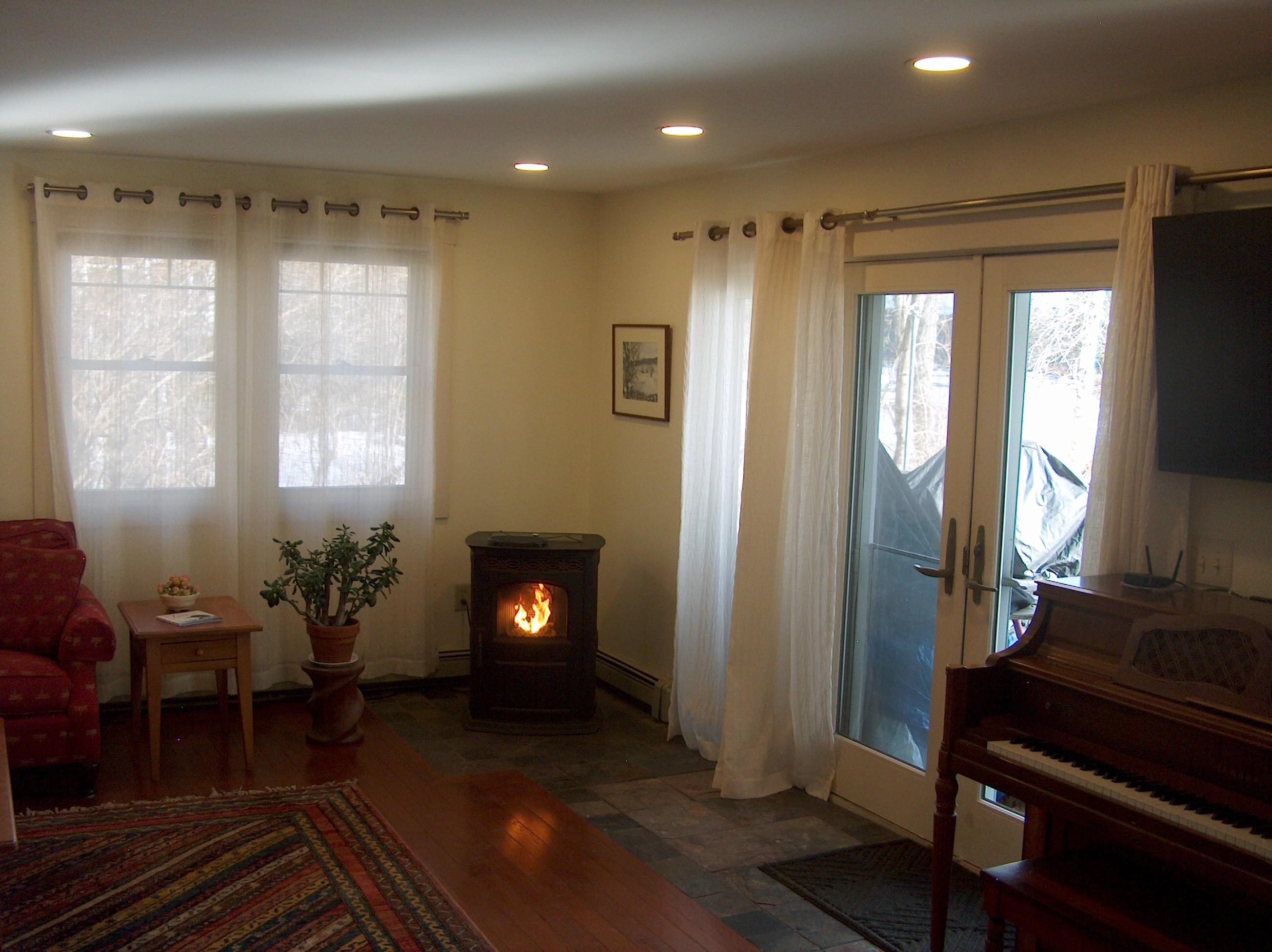 114 Bow Lake Estates Rd, Strafford, NH 03884