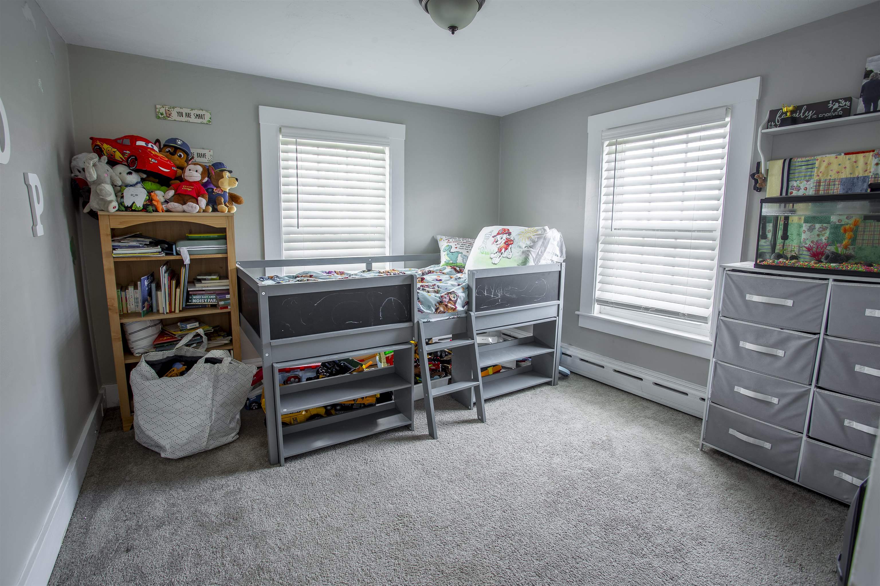 15 Whitten St, Allenstown, NH 03275