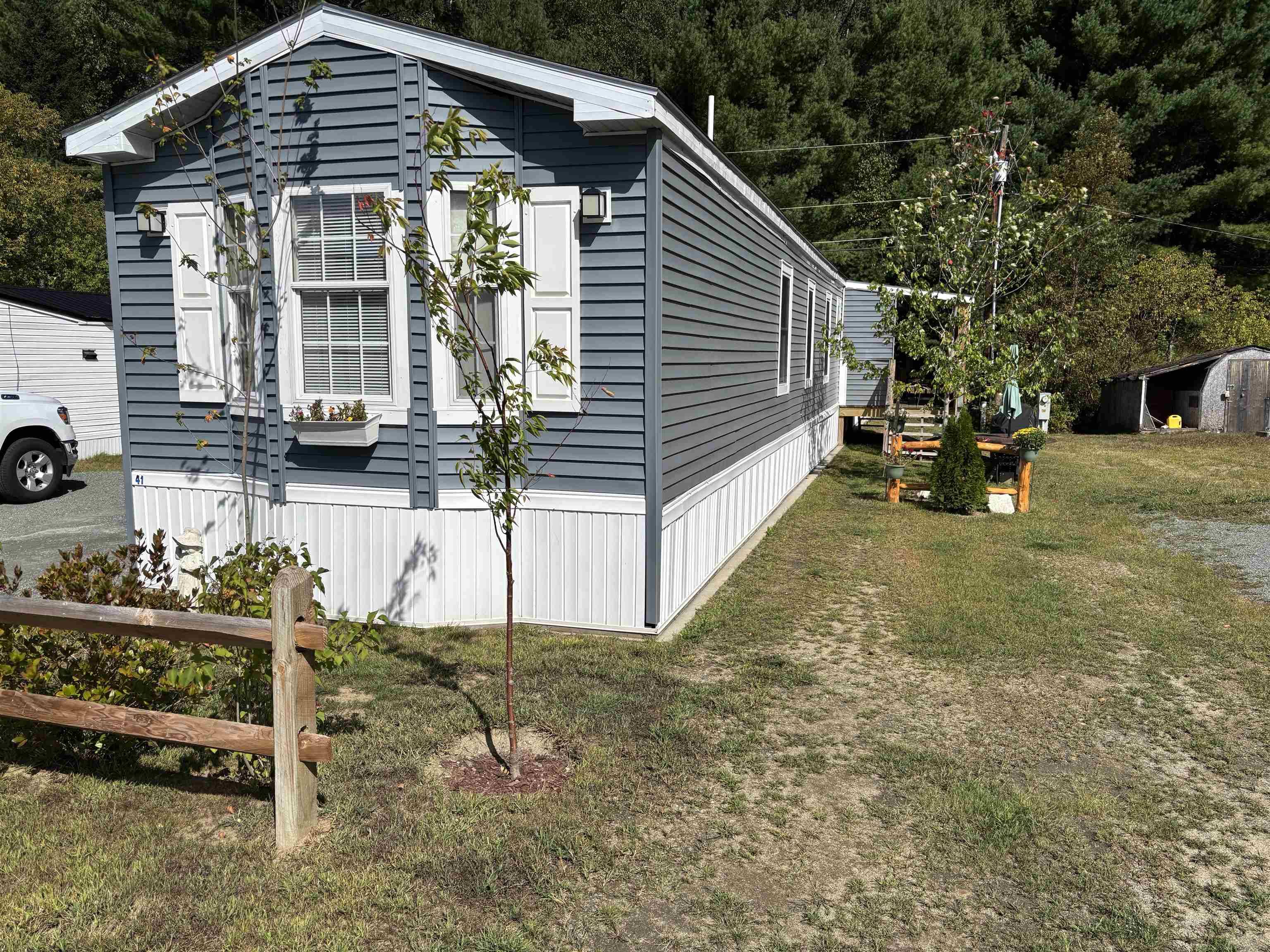 41 Meadowmist Dr, Dalton, NH 03598